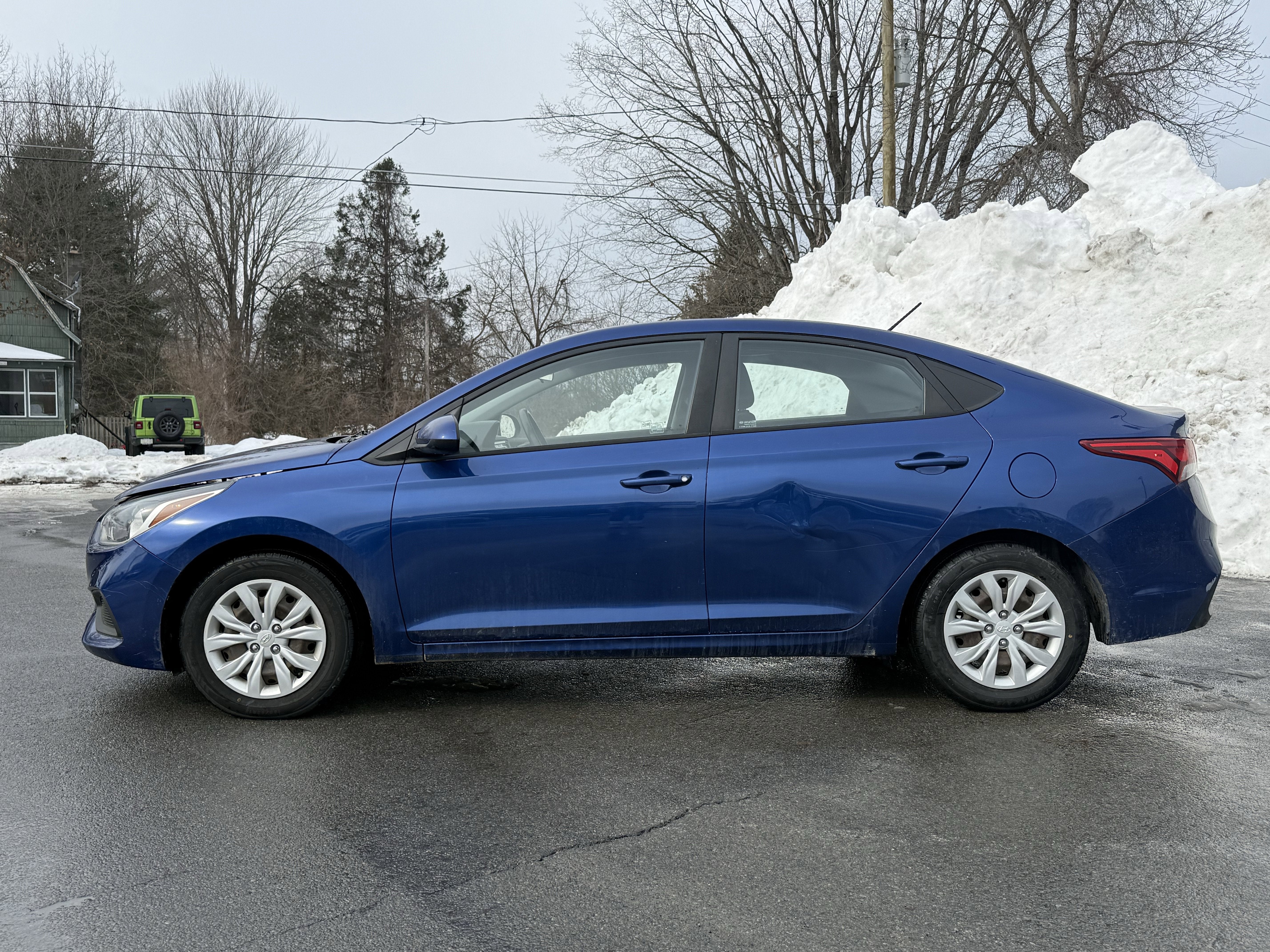 2019 Hyundai Accent SE