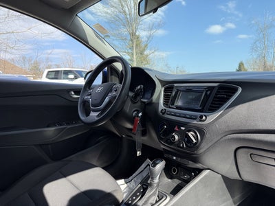 2019 Hyundai Accent SE