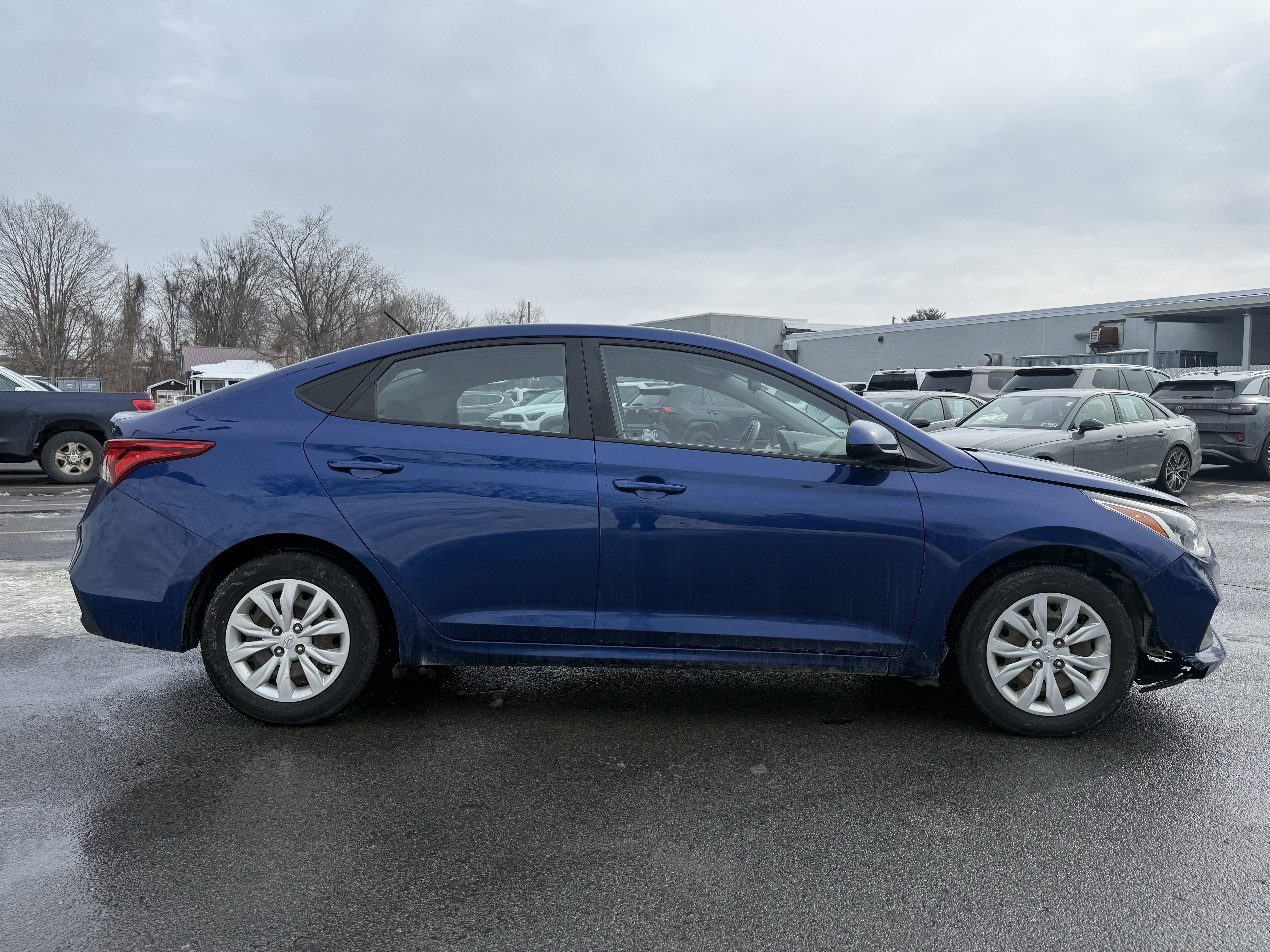 2019 Hyundai Accent SE