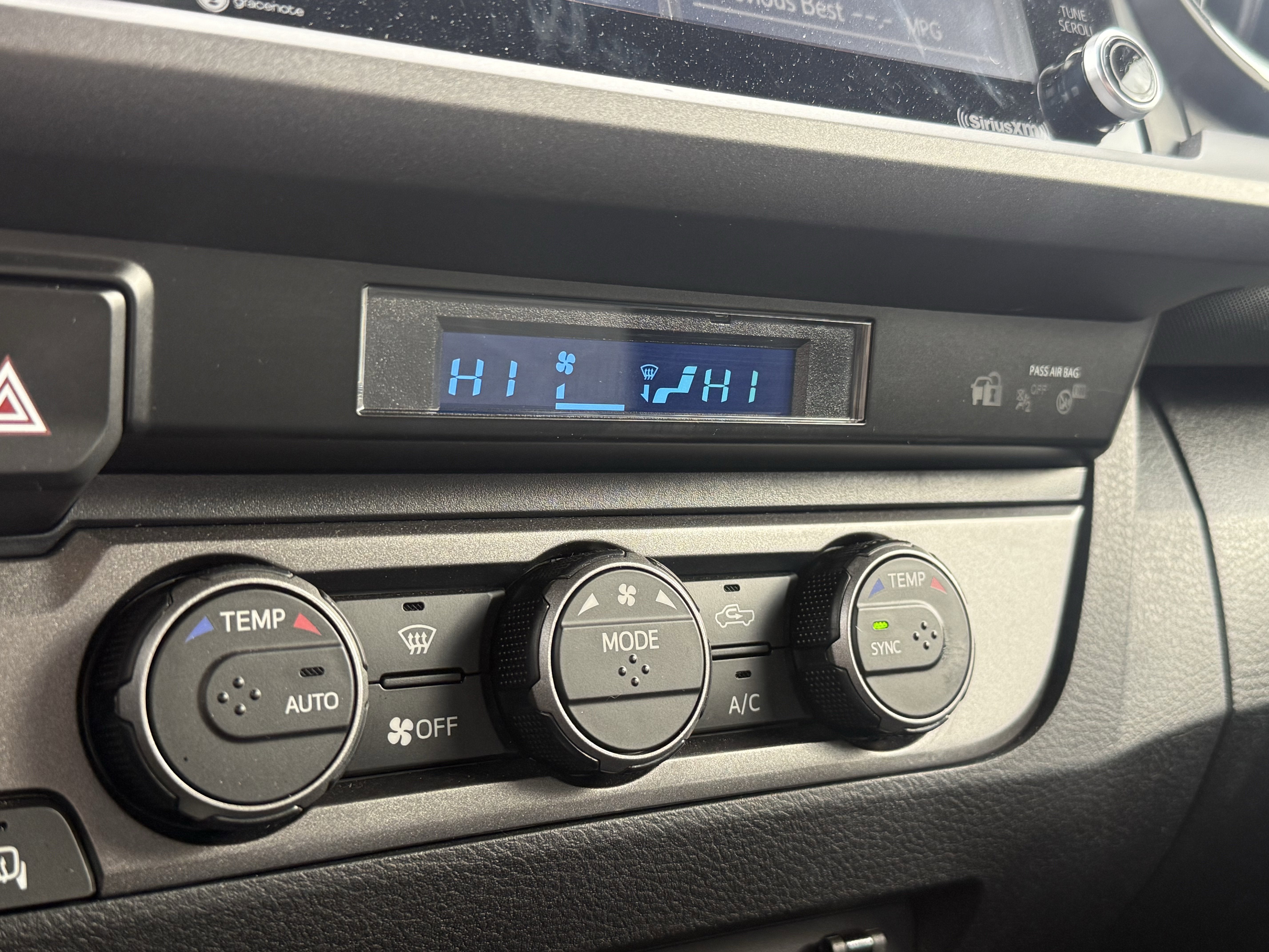 2022 Toyota Tacoma TRD Off-Road V6