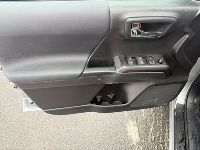 2022 Toyota Tacoma TRD Off-Road V6