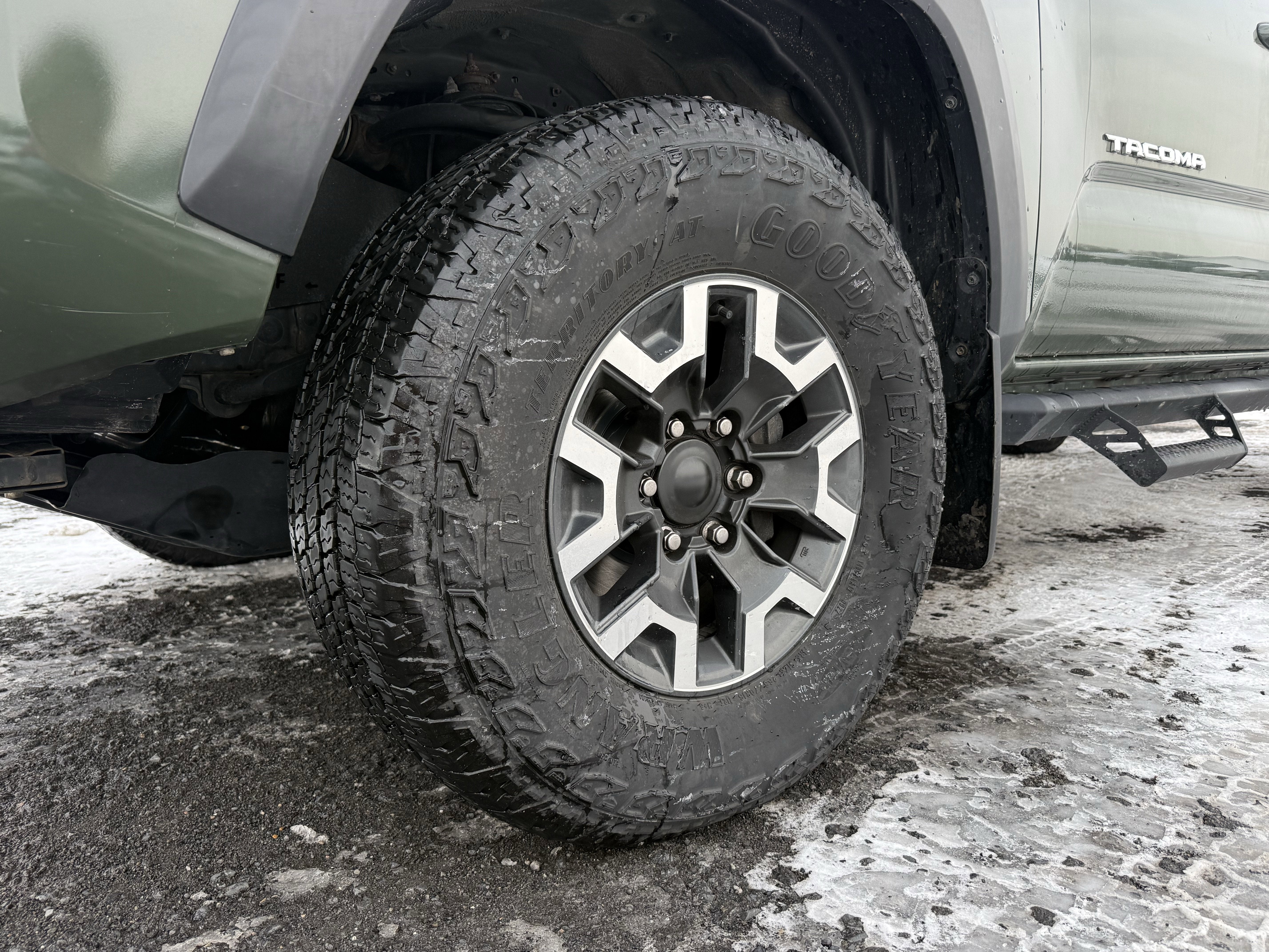 2022 Toyota Tacoma TRD Off-Road V6