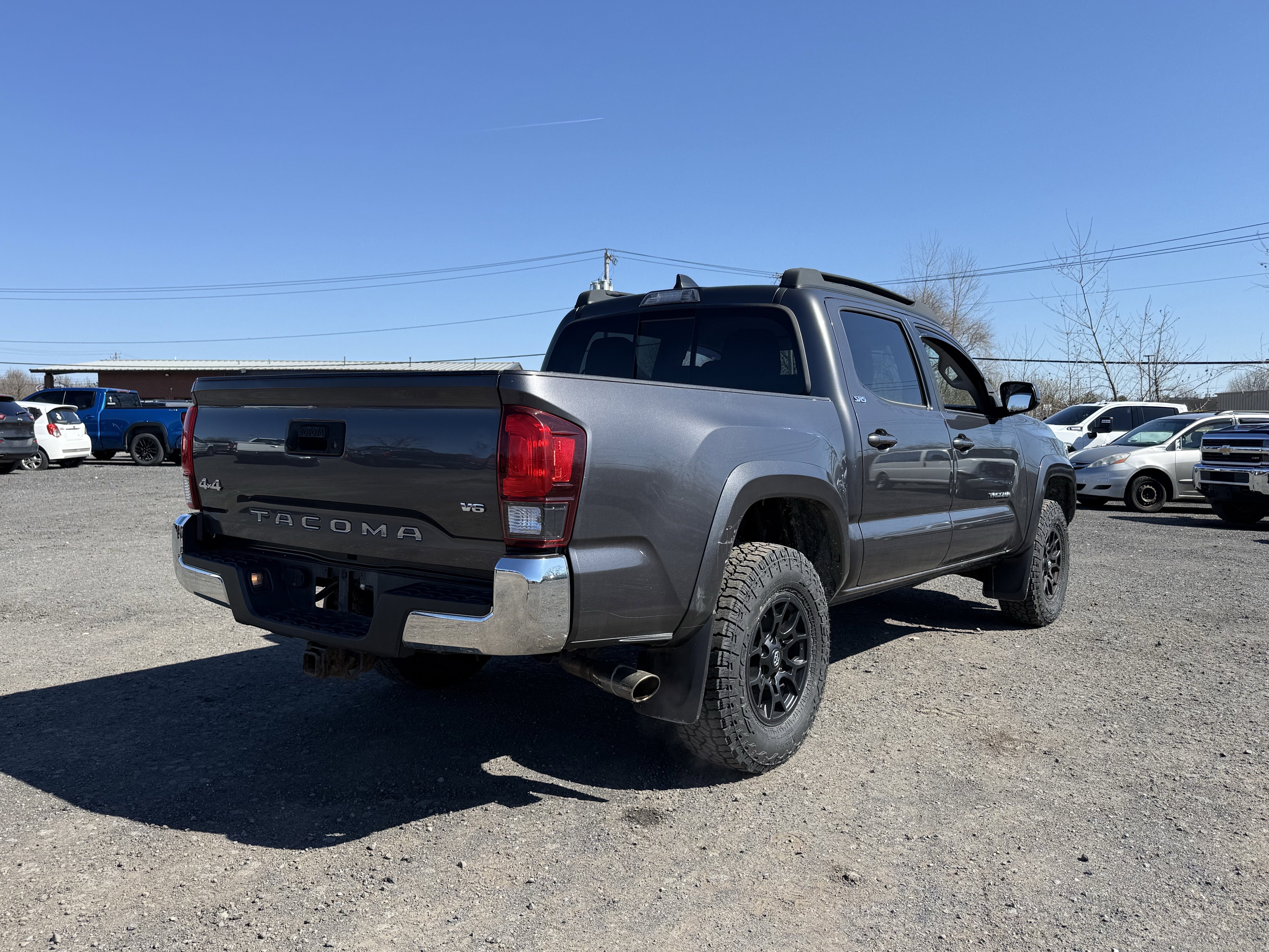 2022 Toyota Tacoma SR5 V6