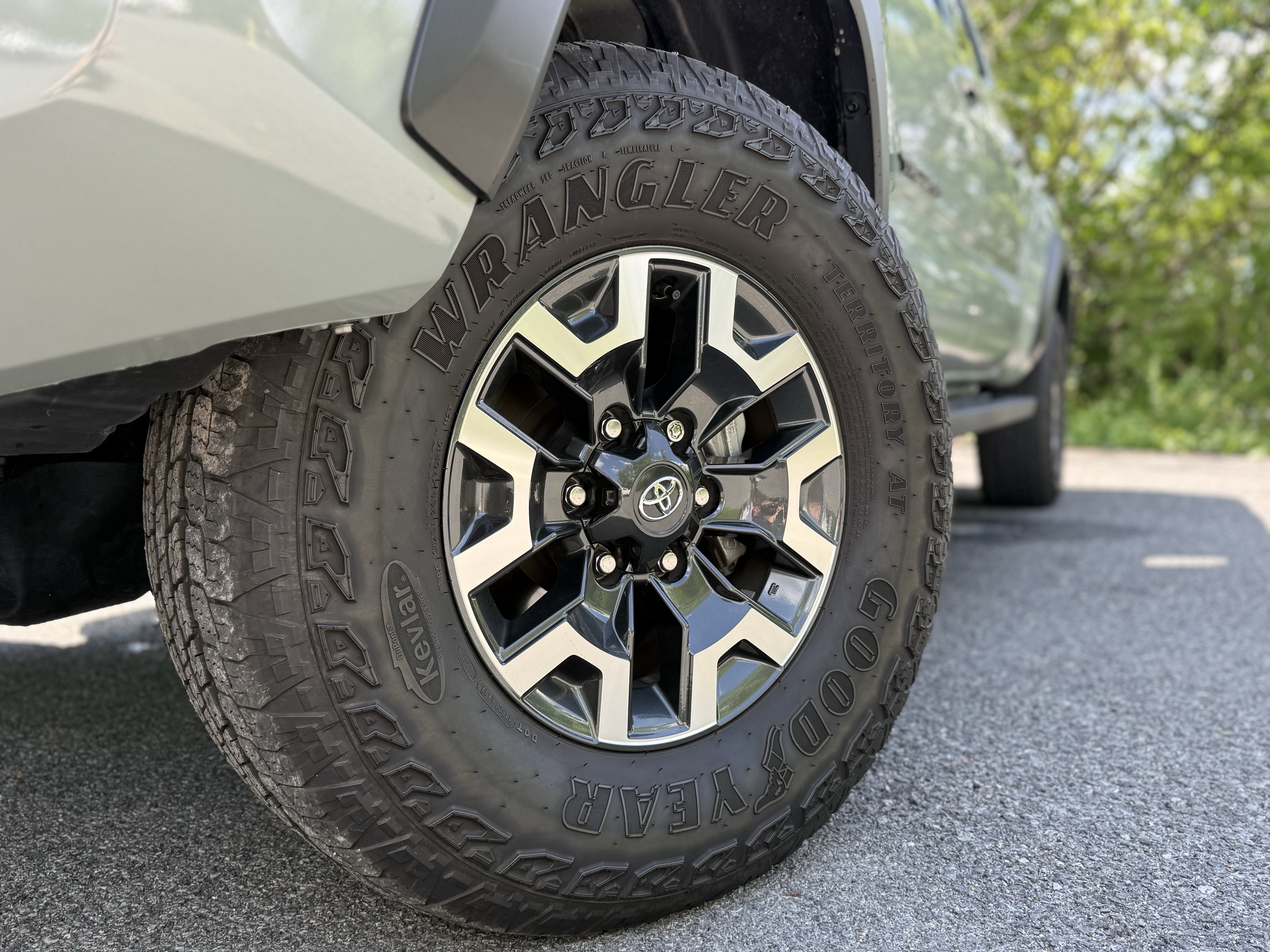 2023 Toyota Tacoma TRD Off-Road V6