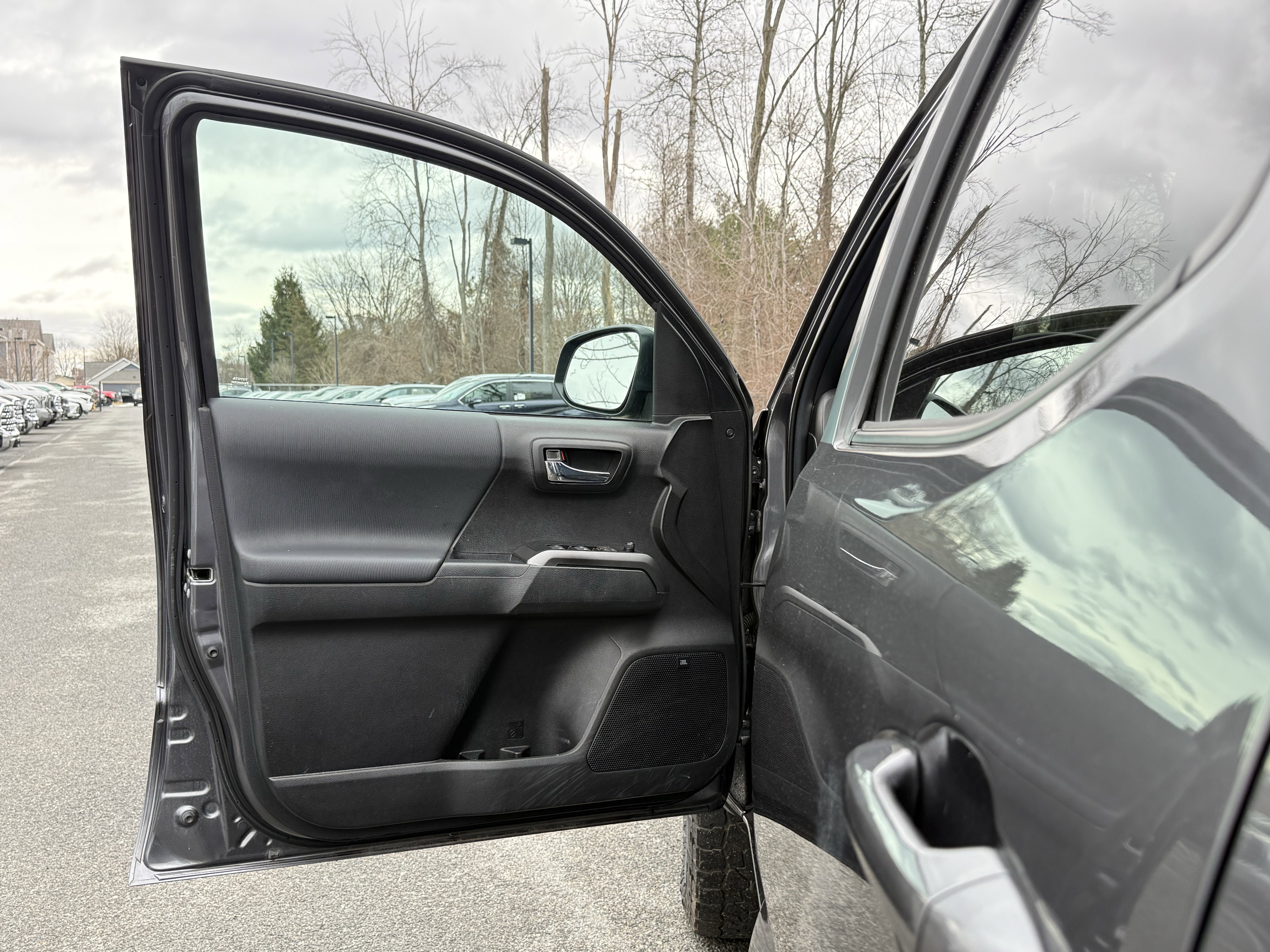 2023 Toyota Tacoma V6