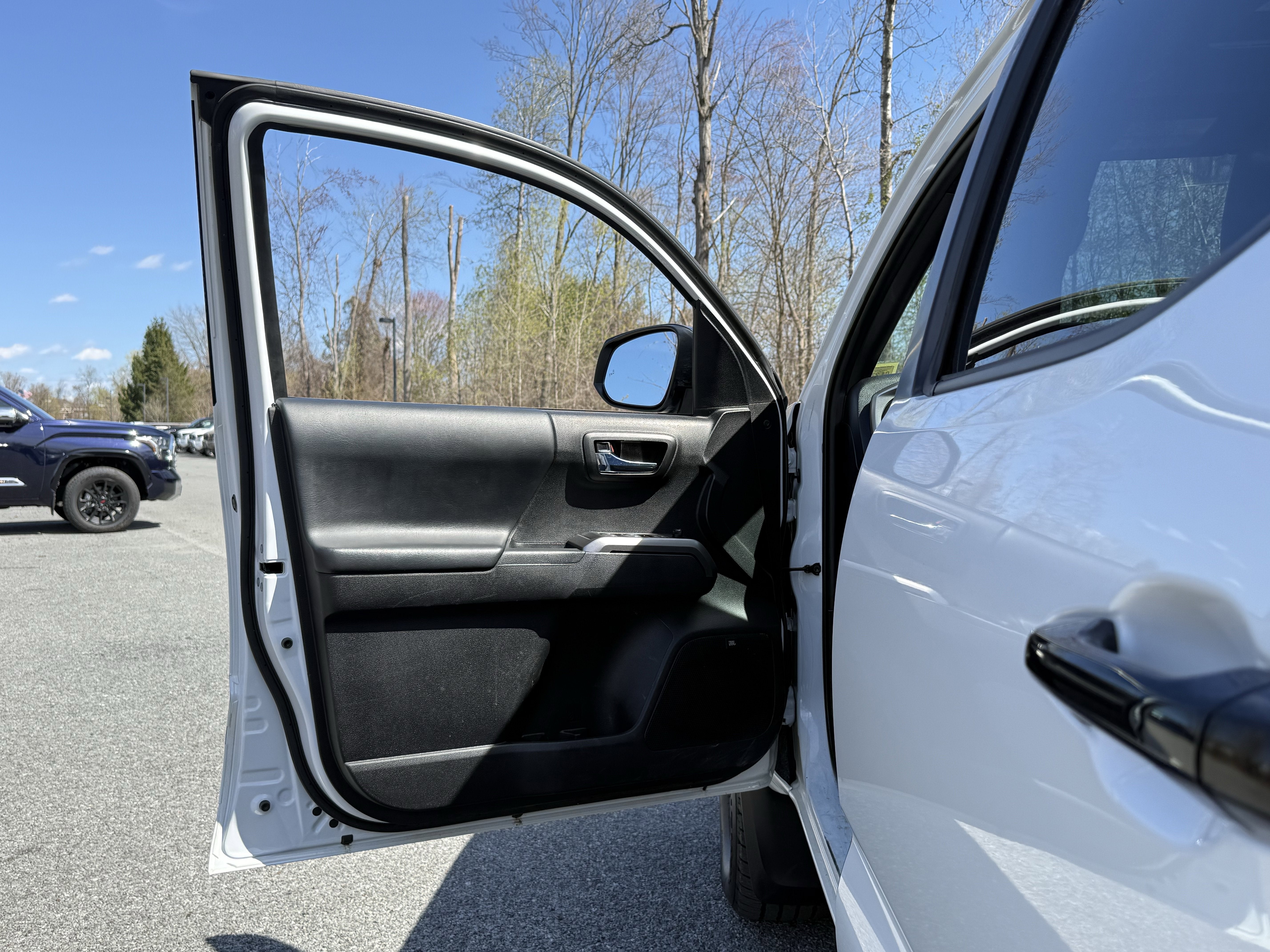 2023 Toyota Tacoma Limited V6