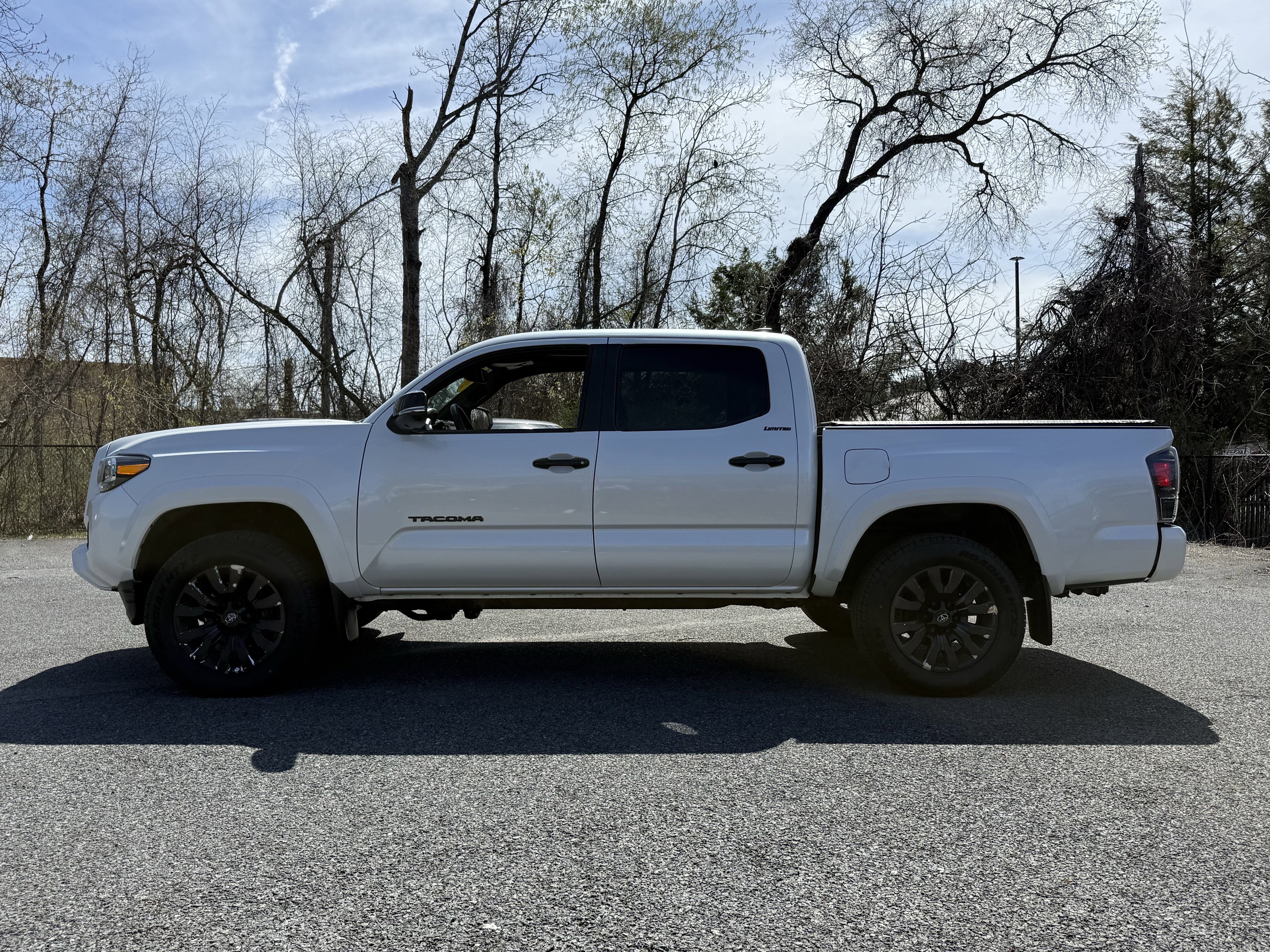 2023 Toyota Tacoma Limited V6