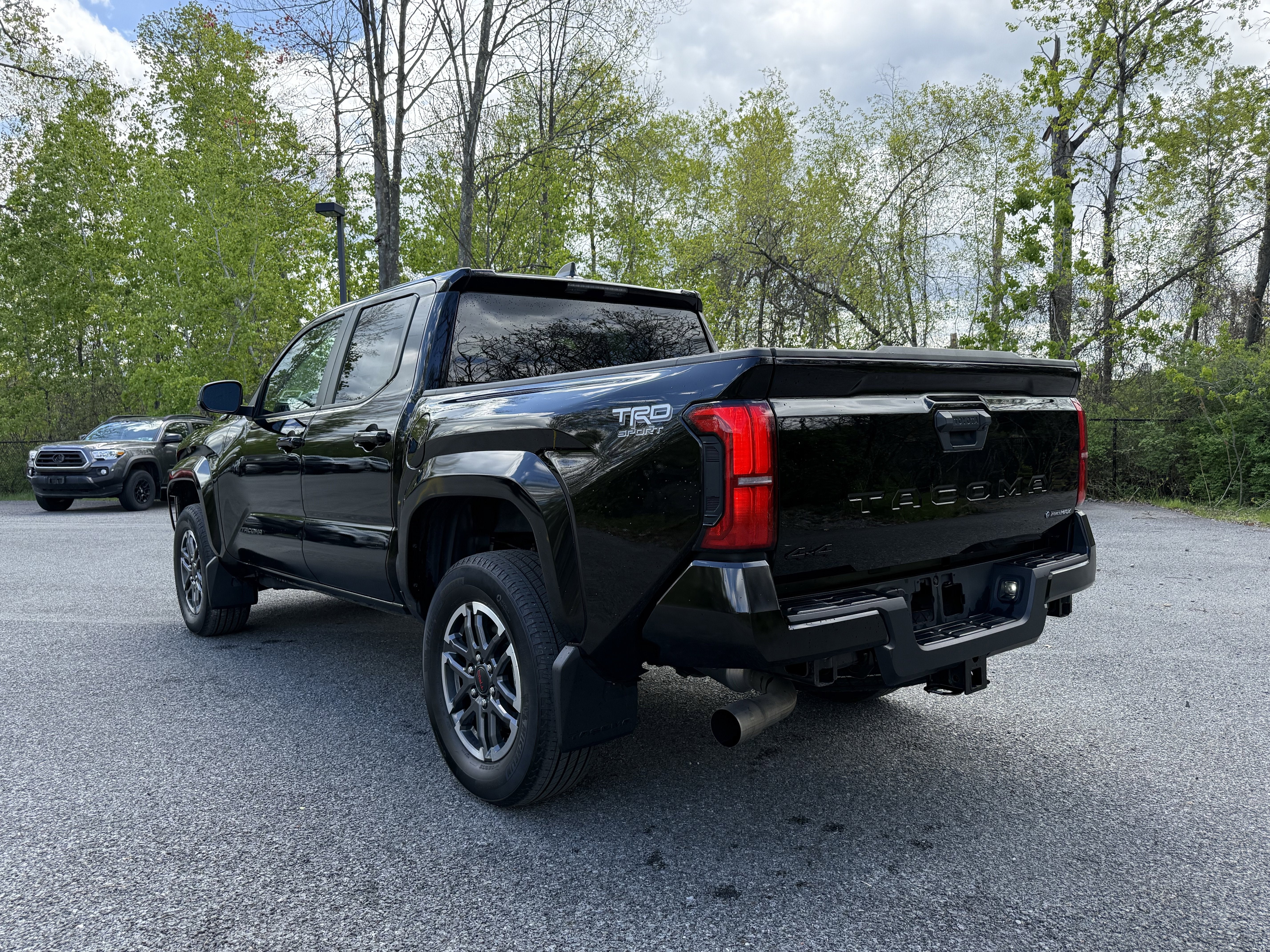 2024 Toyota Tacoma Hybrid TRD Sport