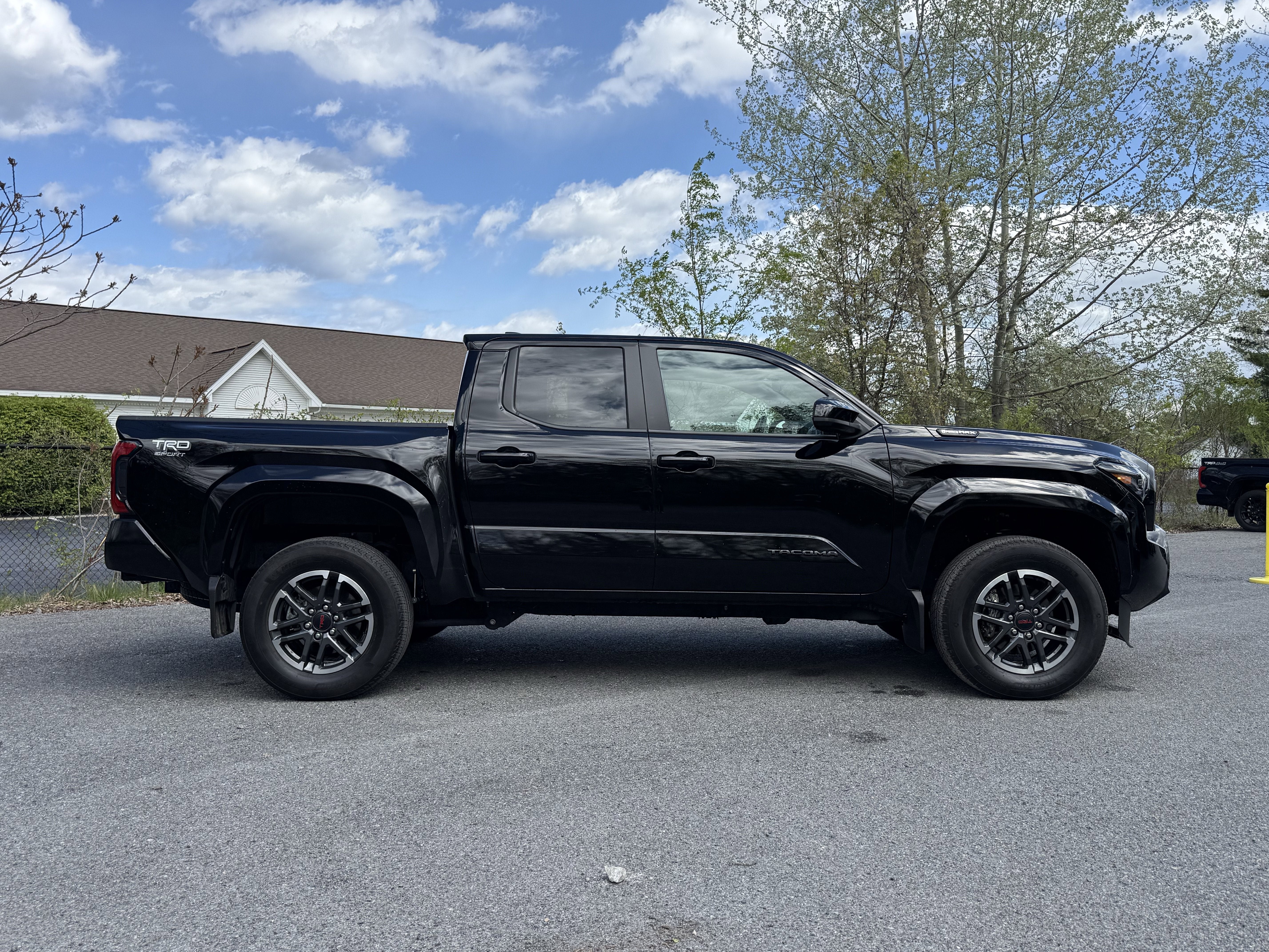 2024 Toyota Tacoma Hybrid TRD Sport