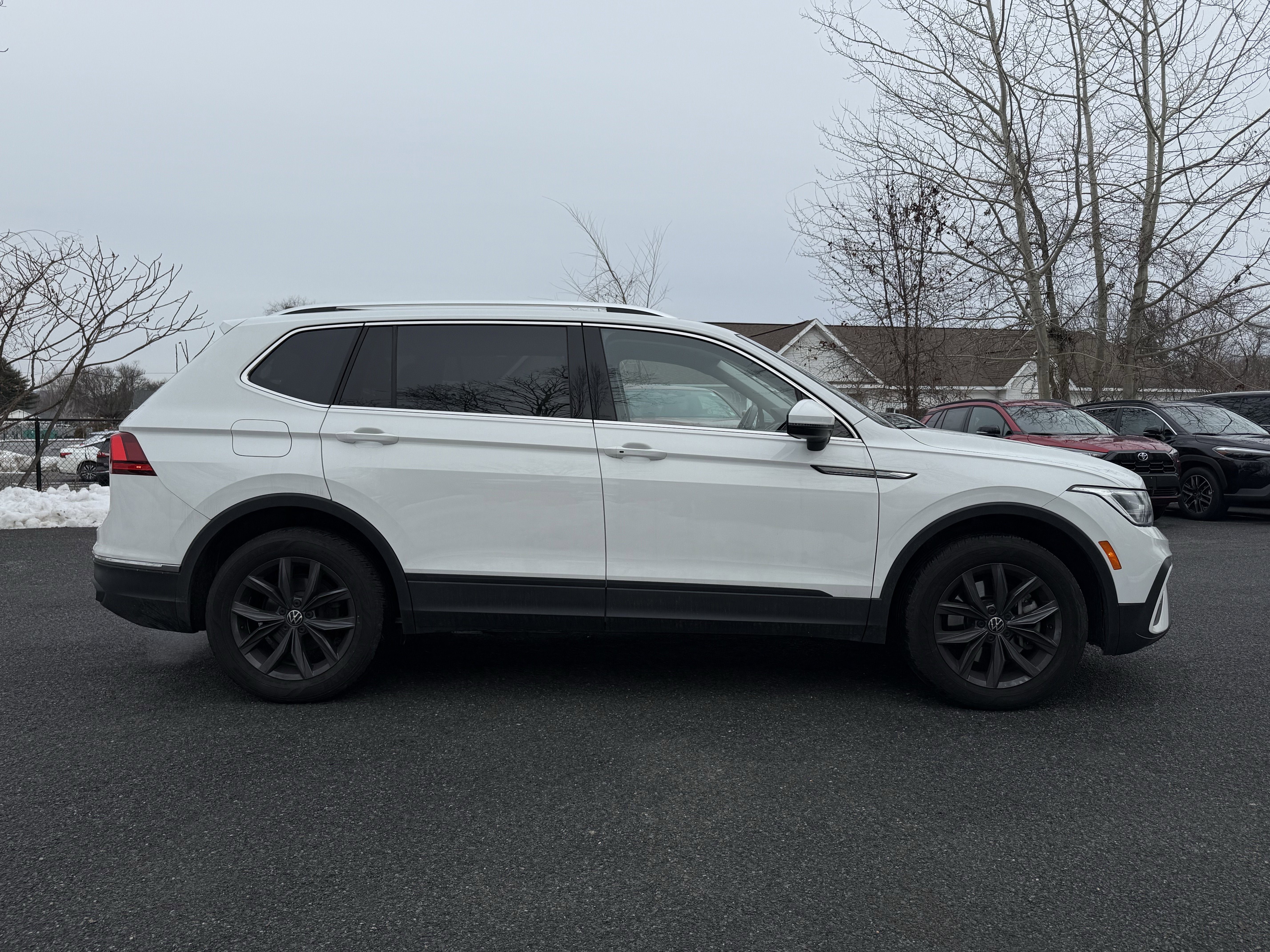 2022 Volkswagen Tiguan 2.0T SE