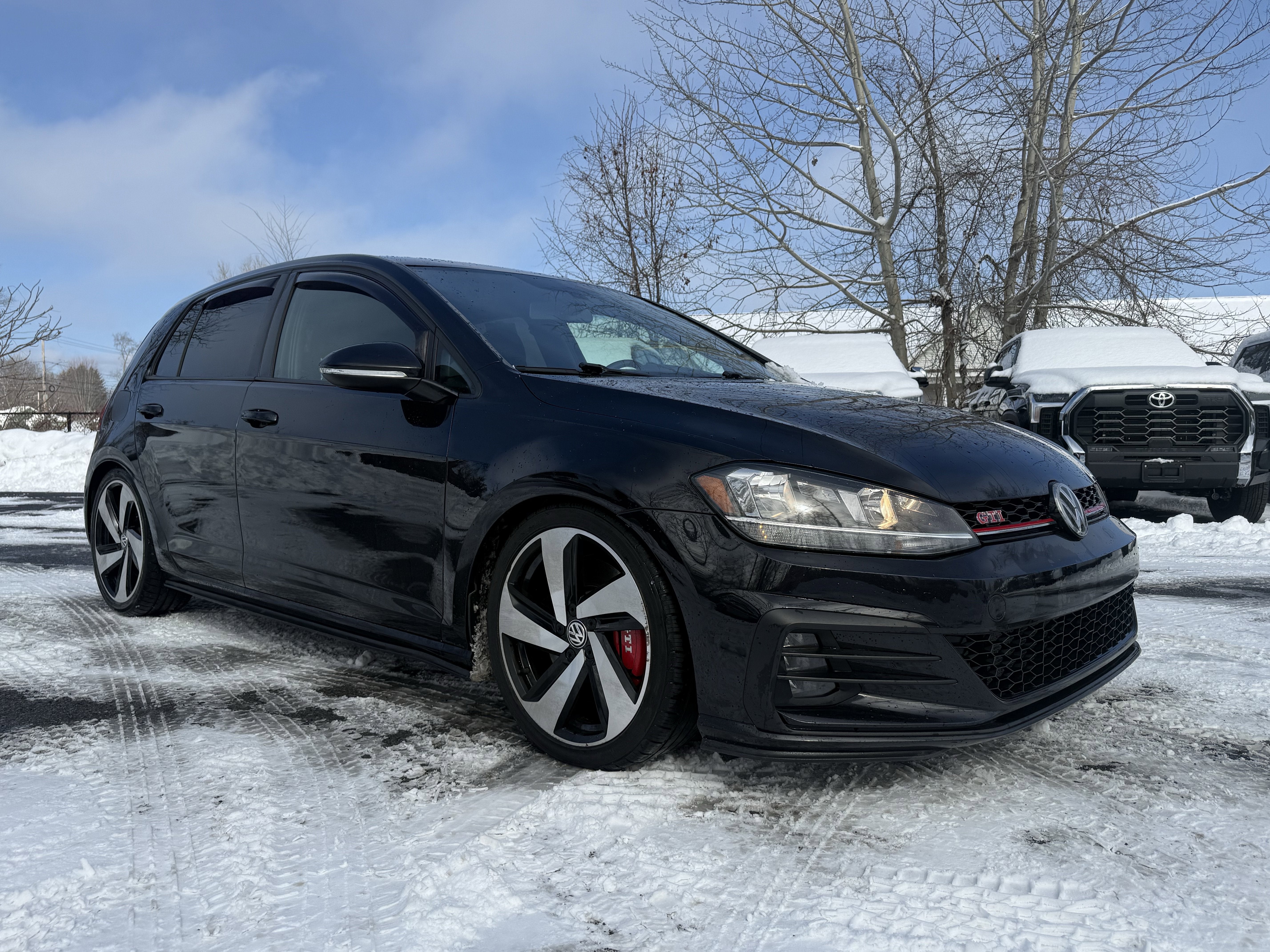 2020 Volkswagen Golf GTI Base