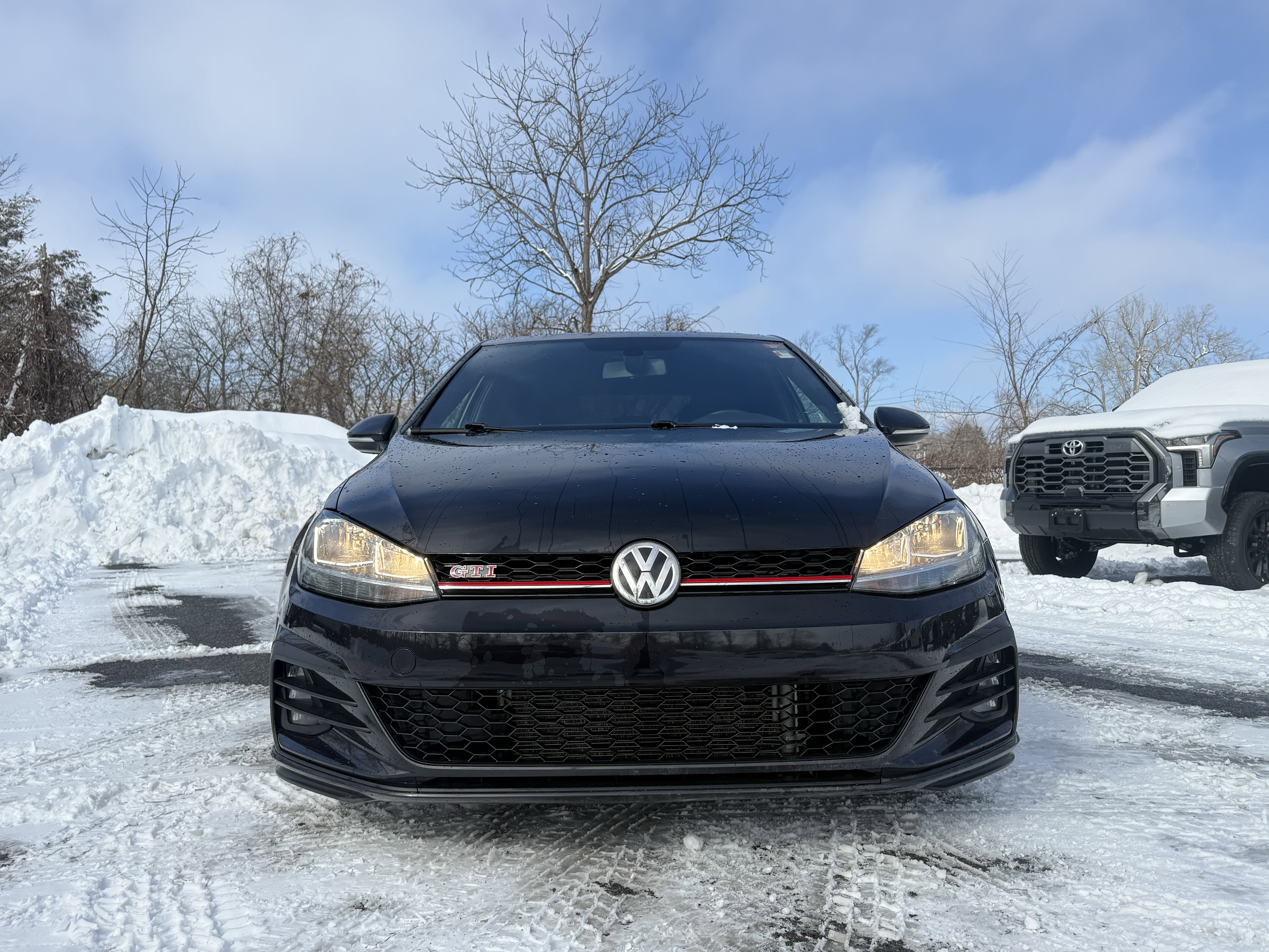 2020 Volkswagen Golf GTI Base