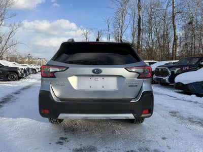 2025 Subaru Outback Touring