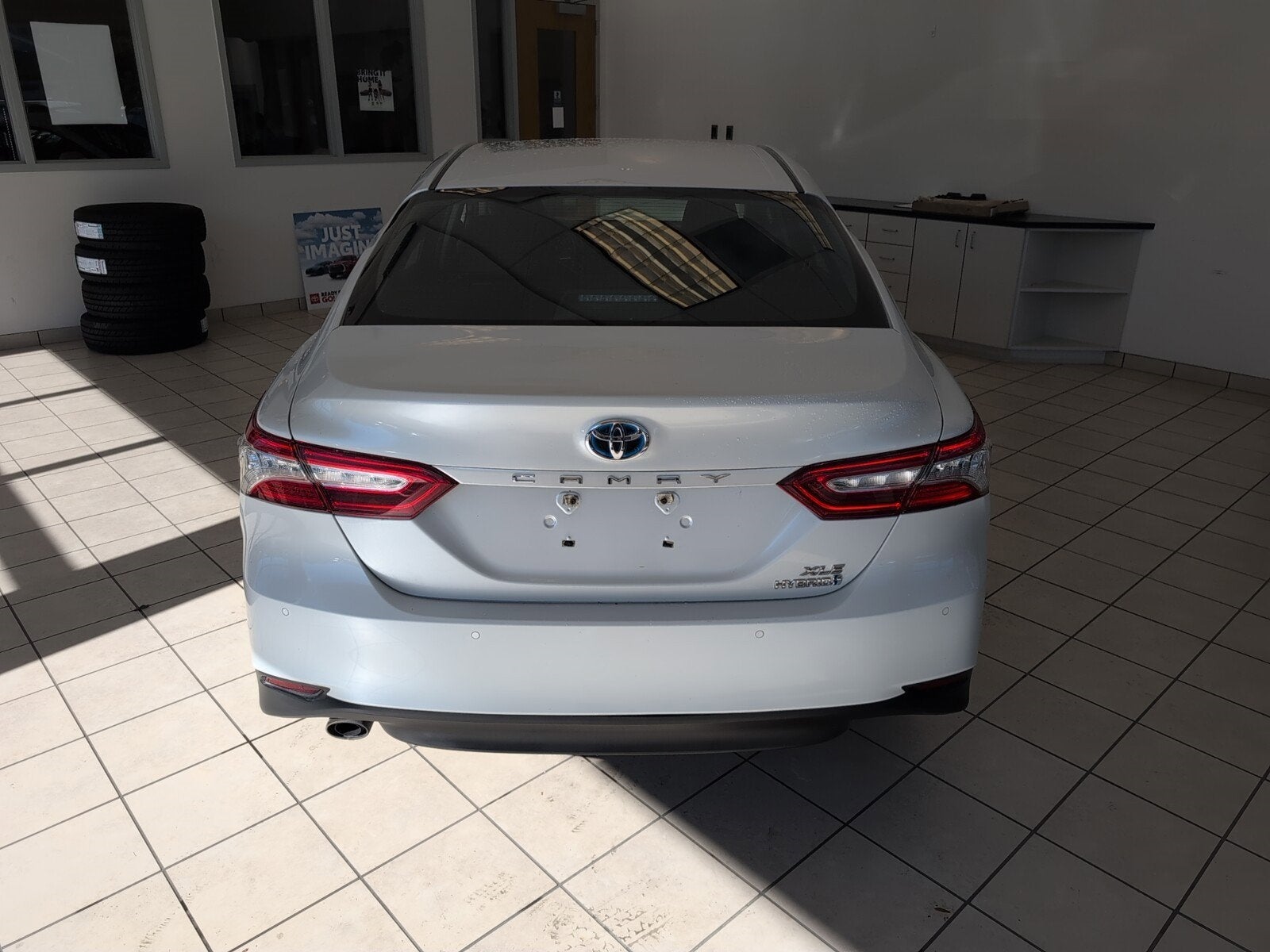 2018 Toyota Camry Hybrid XLE Glens Falls NY Queensbury Hudson Falls South Glens Falls New York