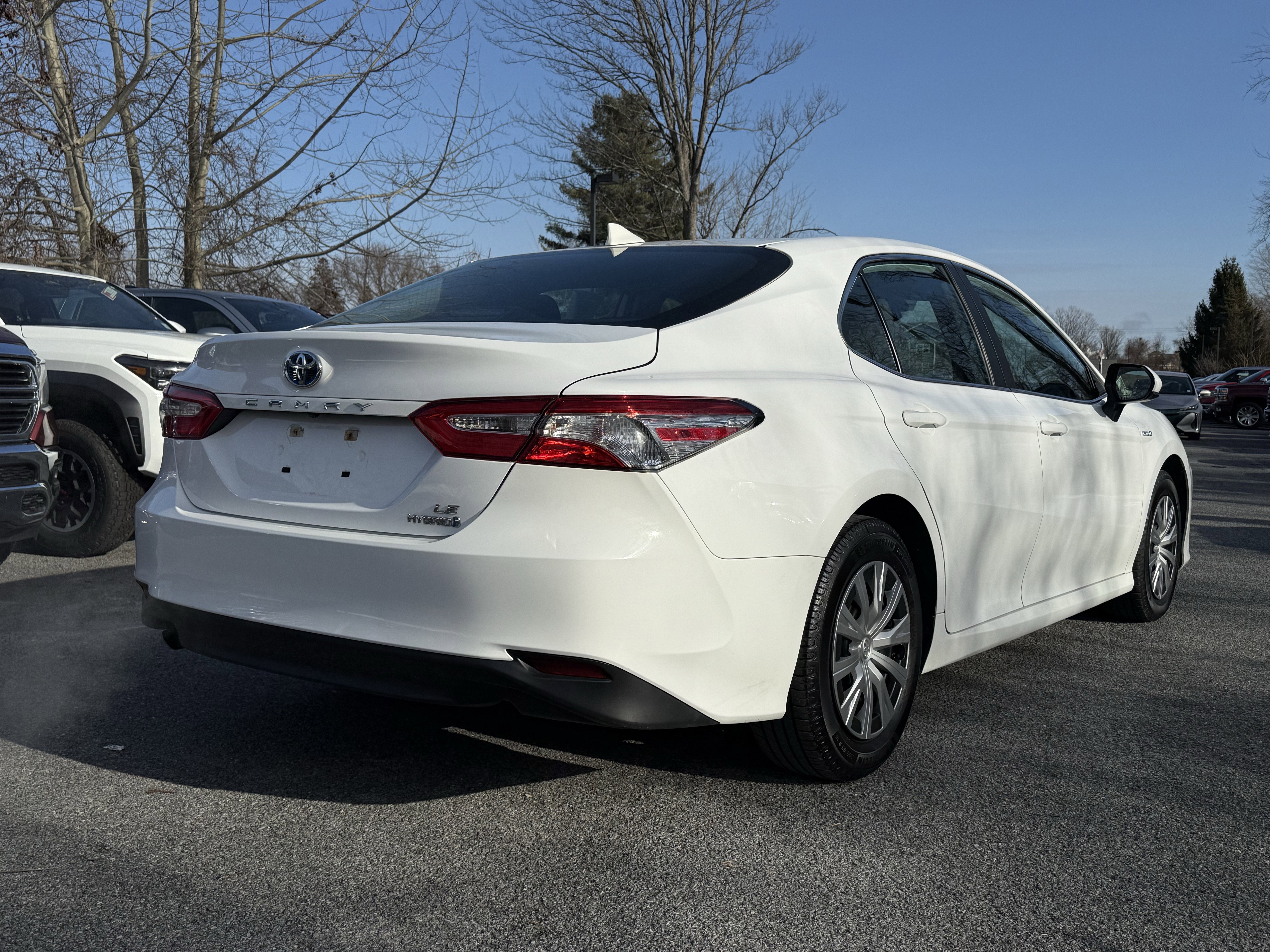 2019 Toyota Camry Hybrid LE