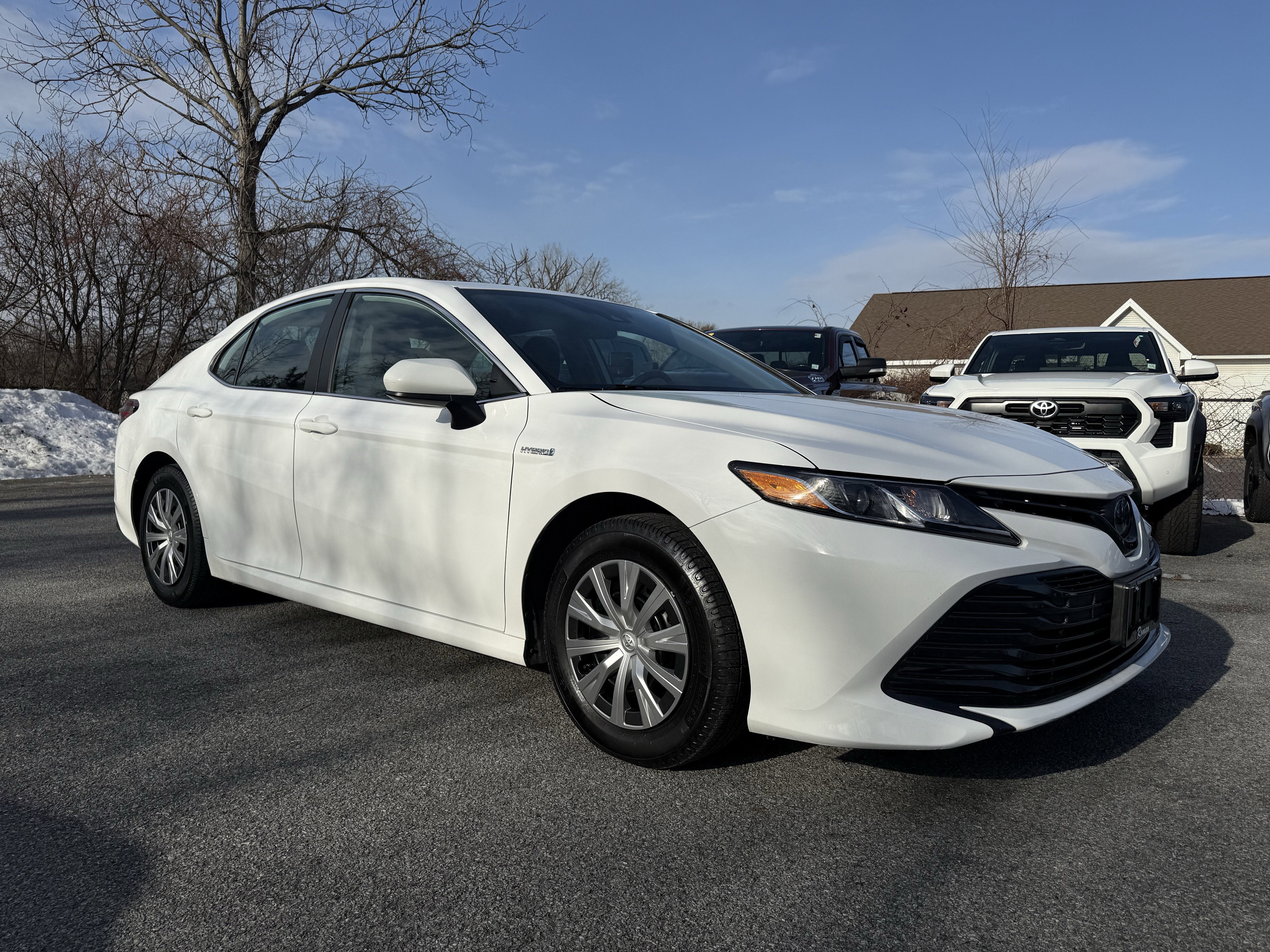 2019 Toyota Camry Hybrid LE