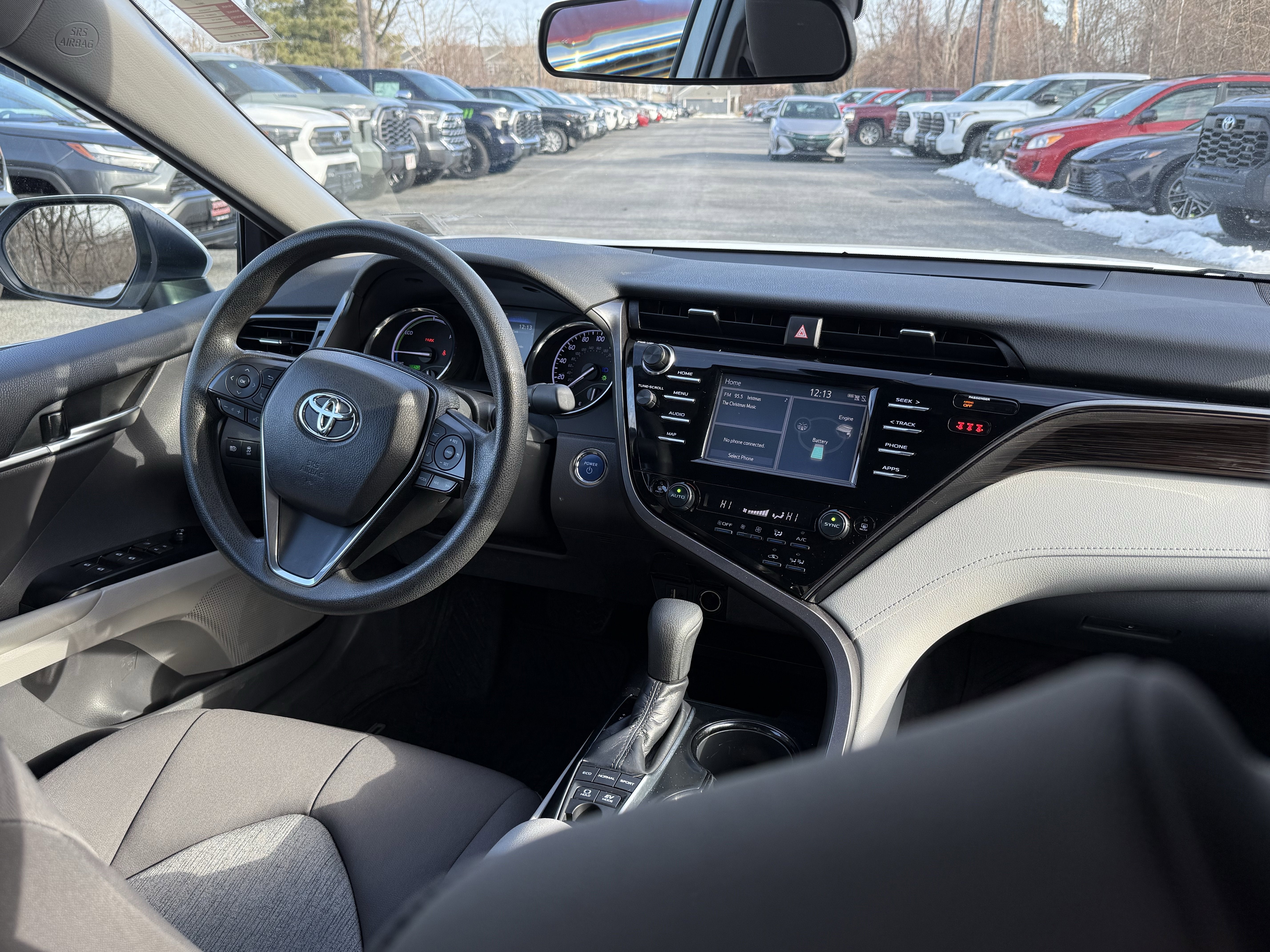 2019 Toyota Camry Hybrid LE