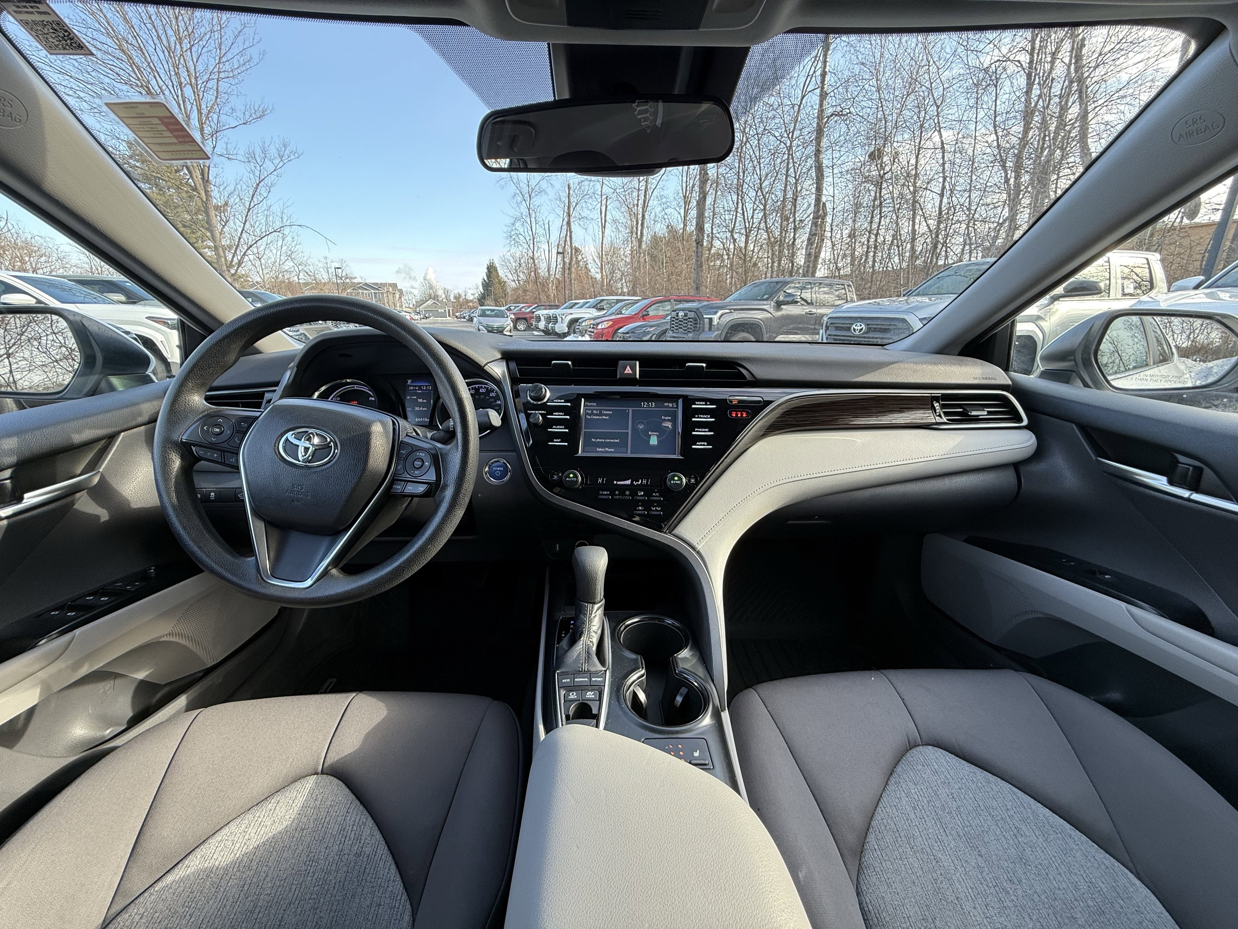 2019 Toyota Camry Hybrid LE