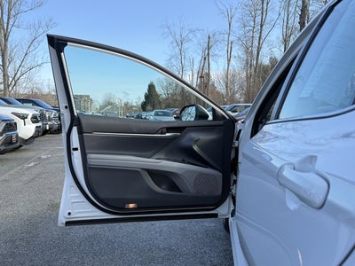 2019 Toyota Camry Hybrid LE