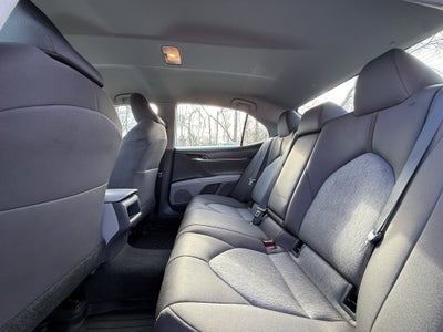 2019 Toyota Camry Hybrid LE