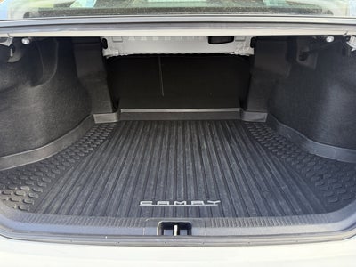 2019 Toyota Camry Hybrid LE