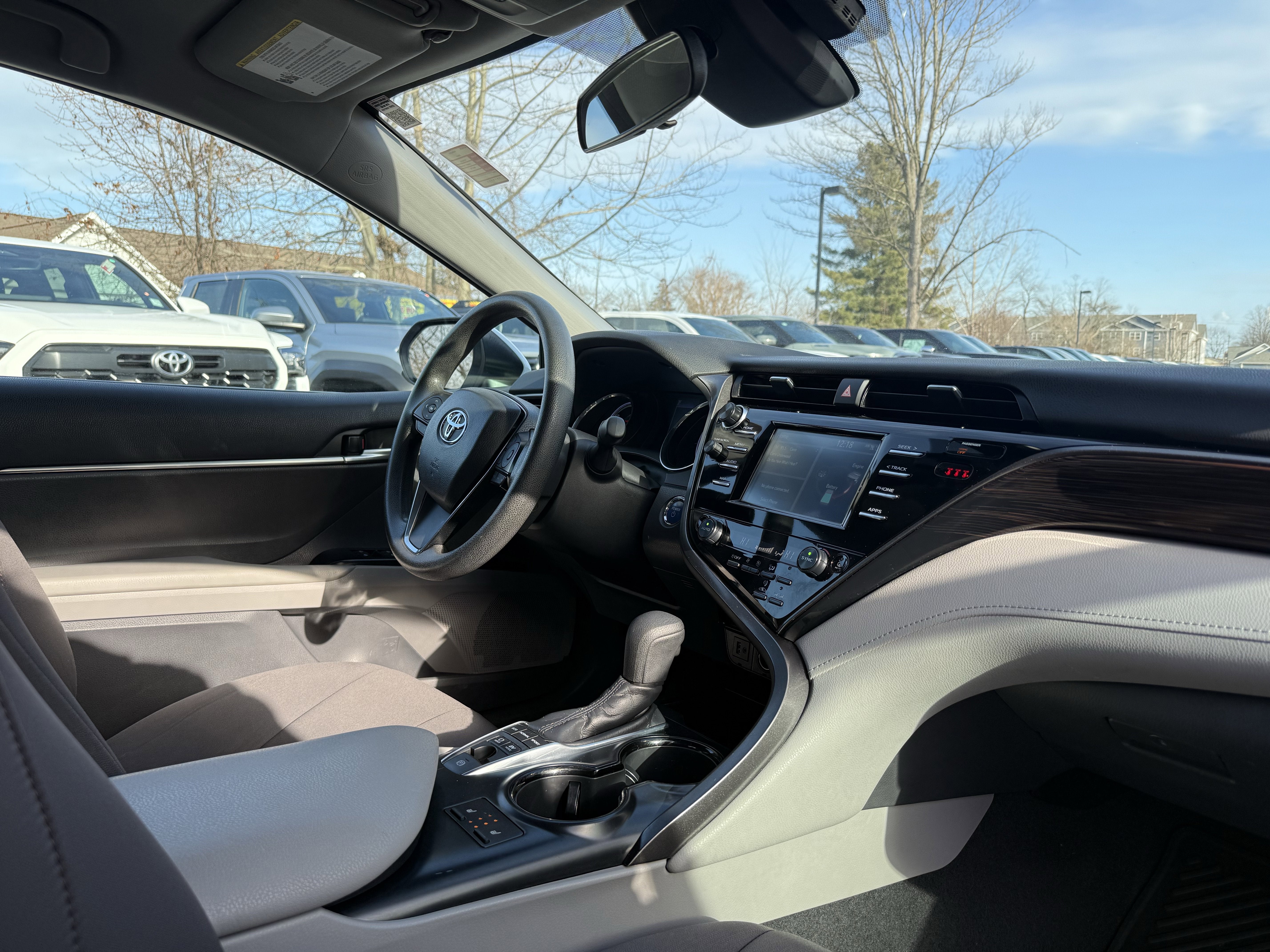 2019 Toyota Camry Hybrid LE