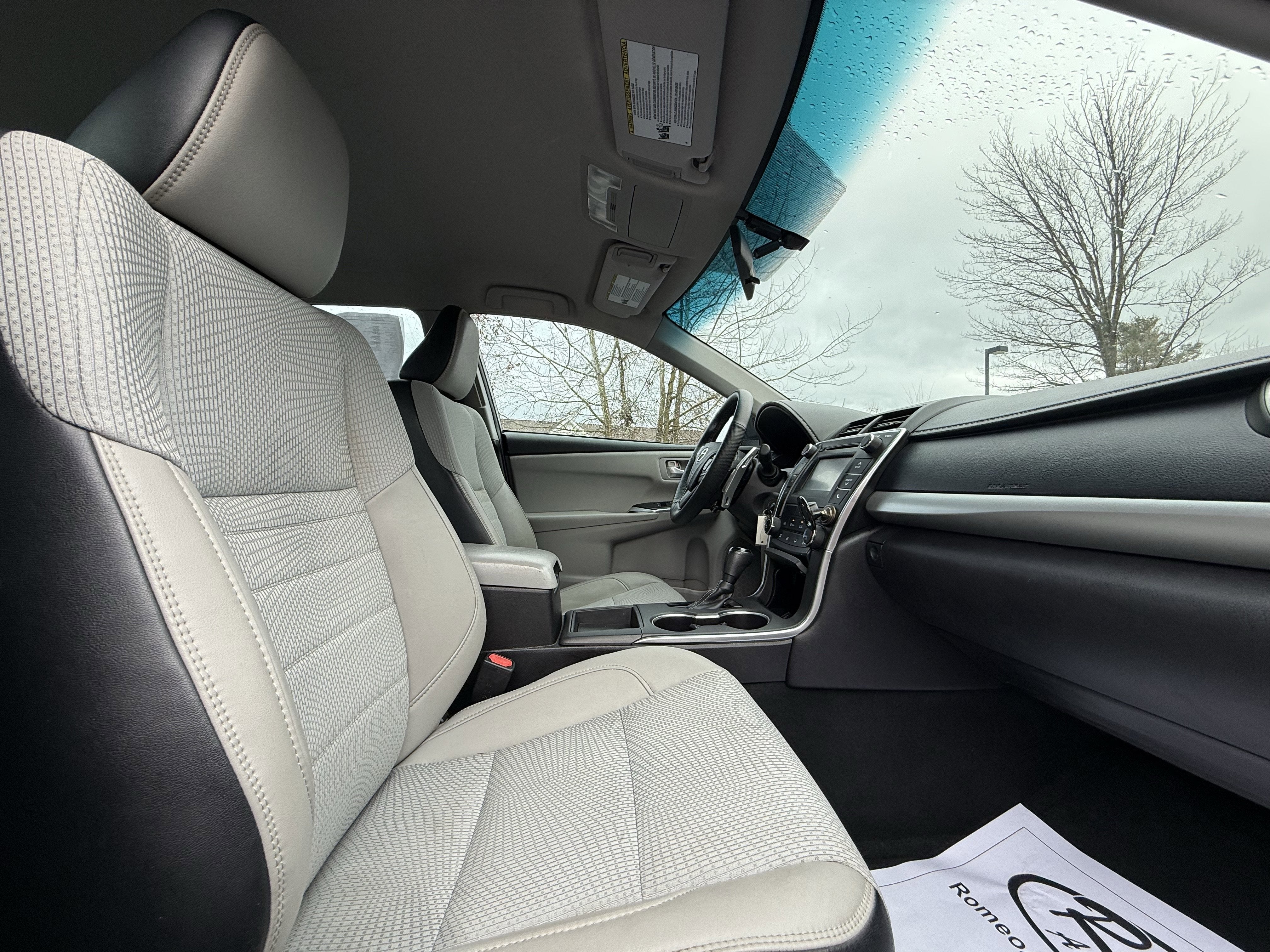 2017 Toyota Camry SE