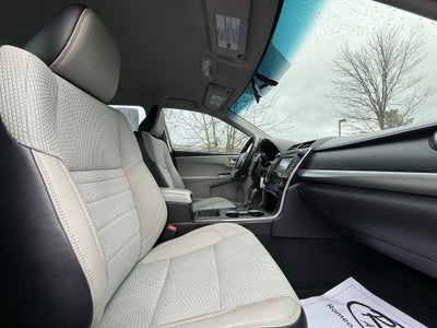 2017 Toyota Camry SE