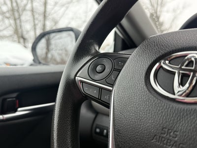 2022 Toyota Camry Hybrid LE