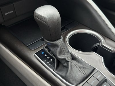 2022 Toyota Camry Hybrid LE