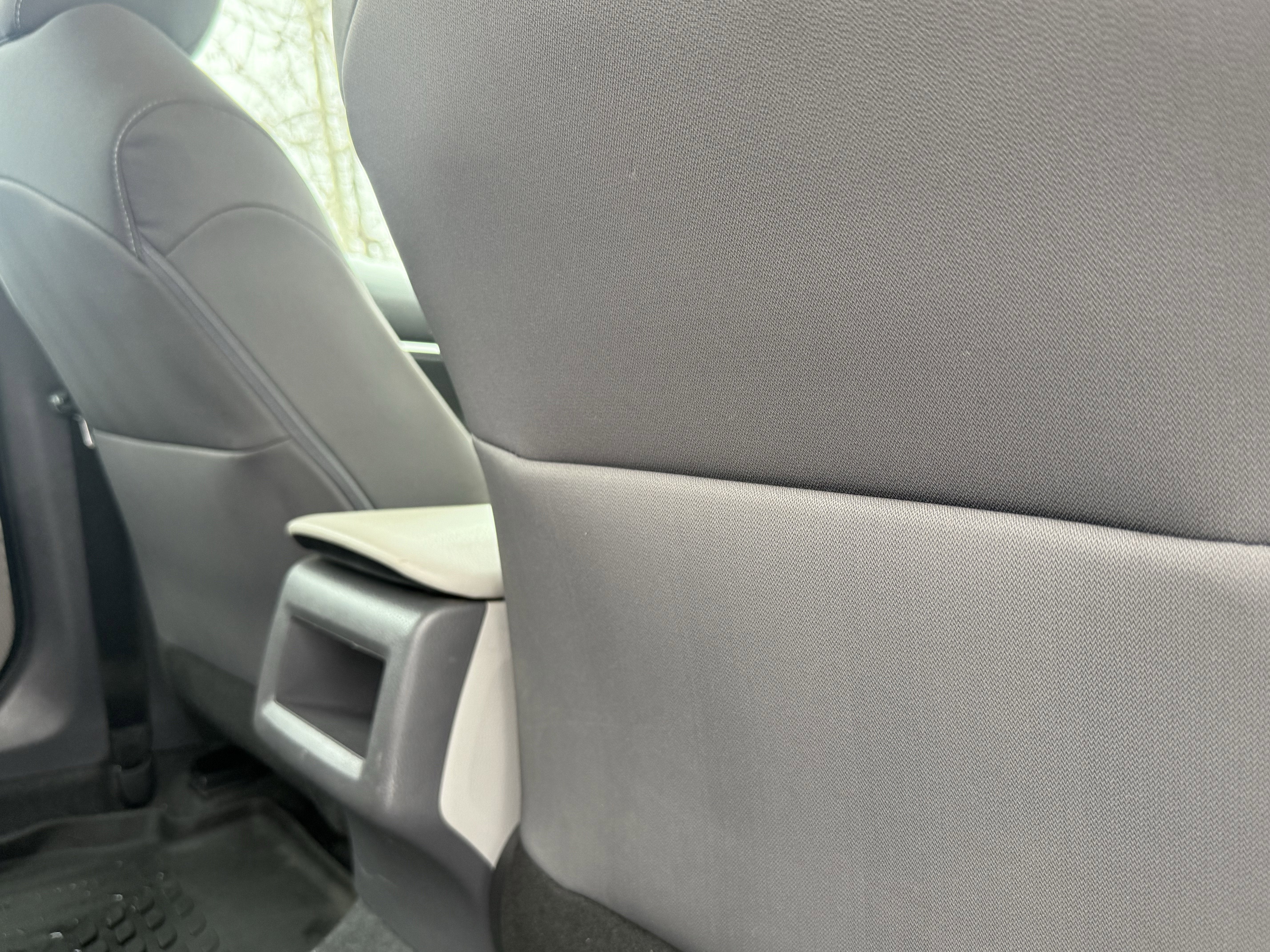 2022 Toyota Camry Hybrid LE