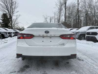 2022 Toyota Camry Hybrid LE
