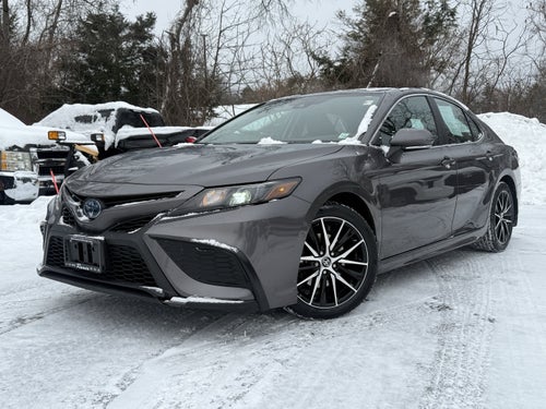 2022 Toyota Camry Hybrid SE