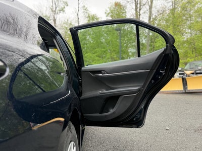 2021 Toyota Camry Hybrid LE