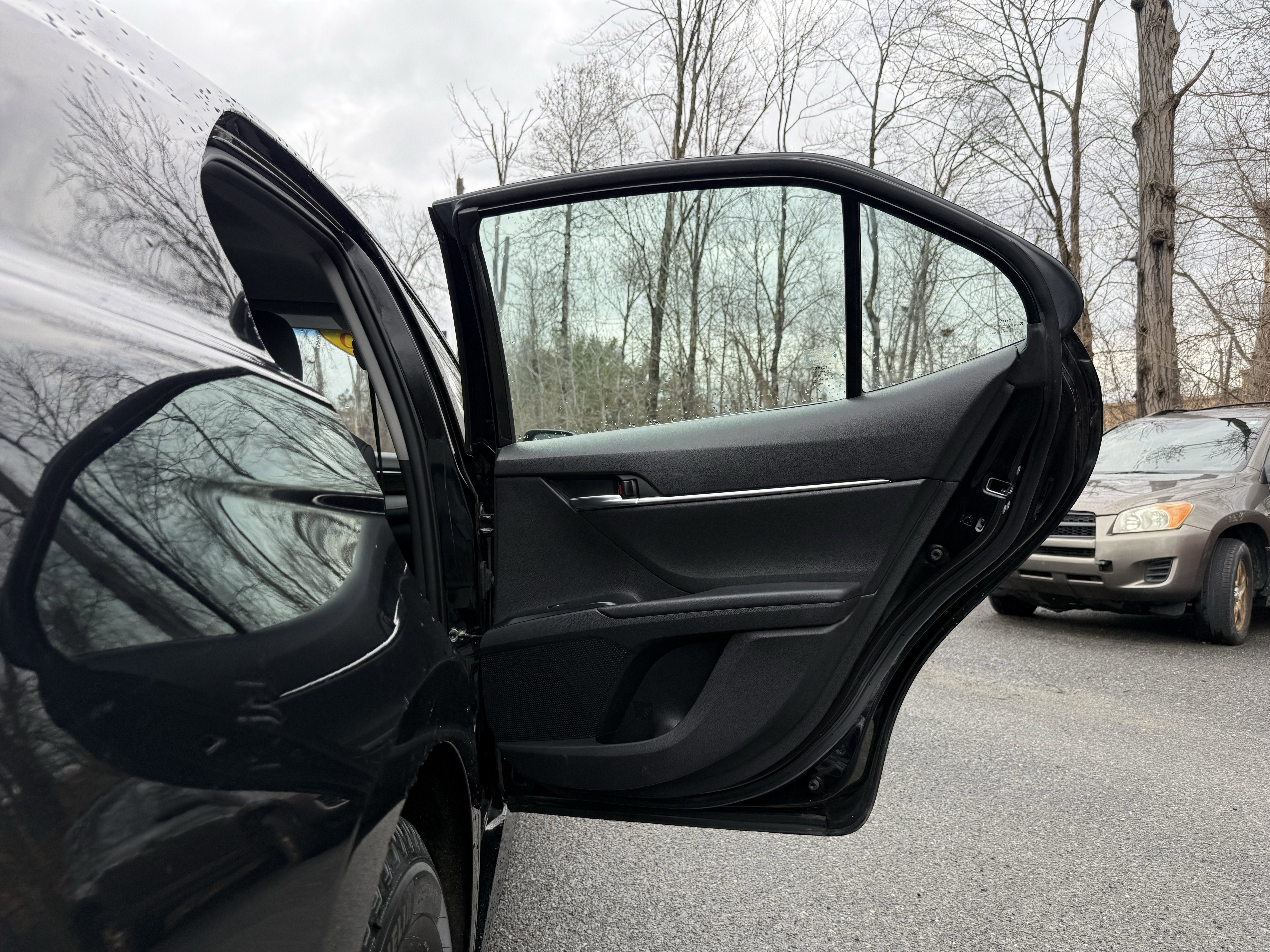 2020 Toyota Camry Hybrid LE