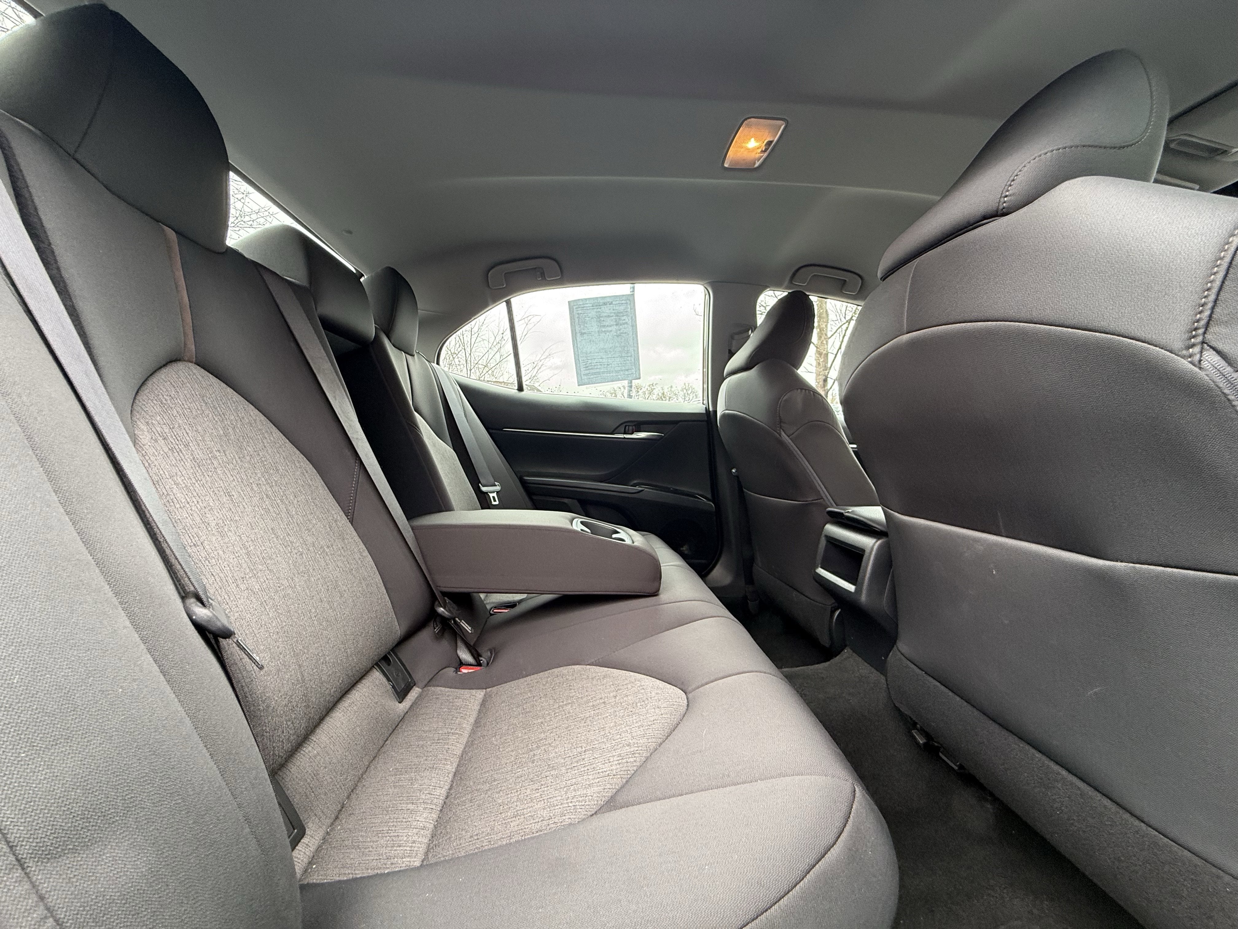 2020 Toyota Camry Hybrid LE