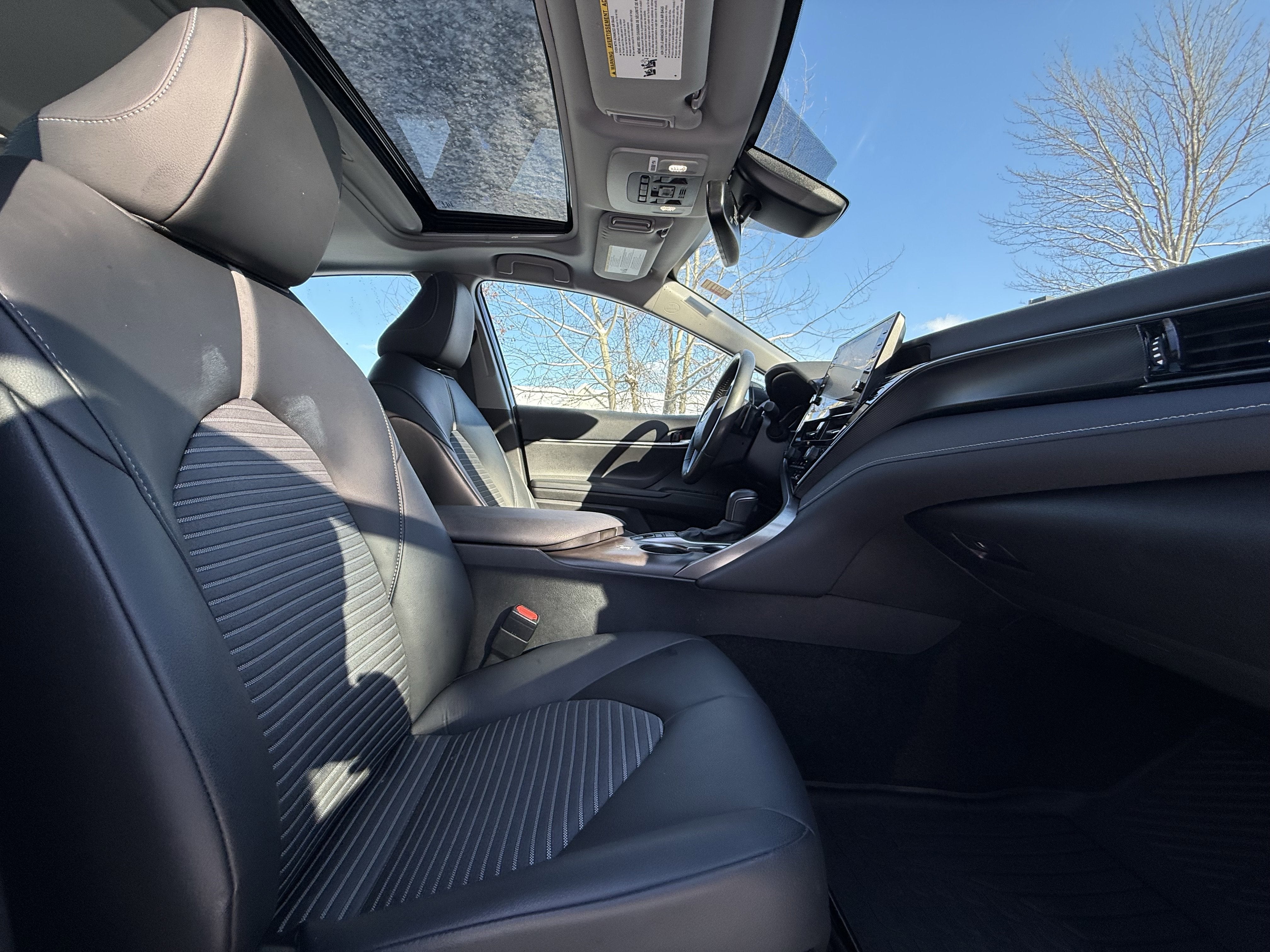 2021 Toyota Camry Hybrid SE