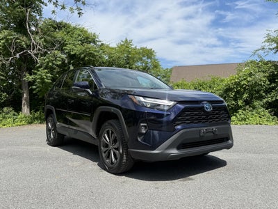 2022 Toyota RAV4 Hybrid XLE Premium