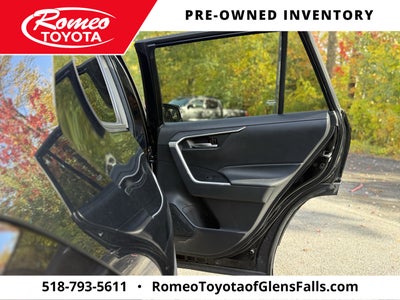 2021 Toyota RAV4 Hybrid XLE Premium
