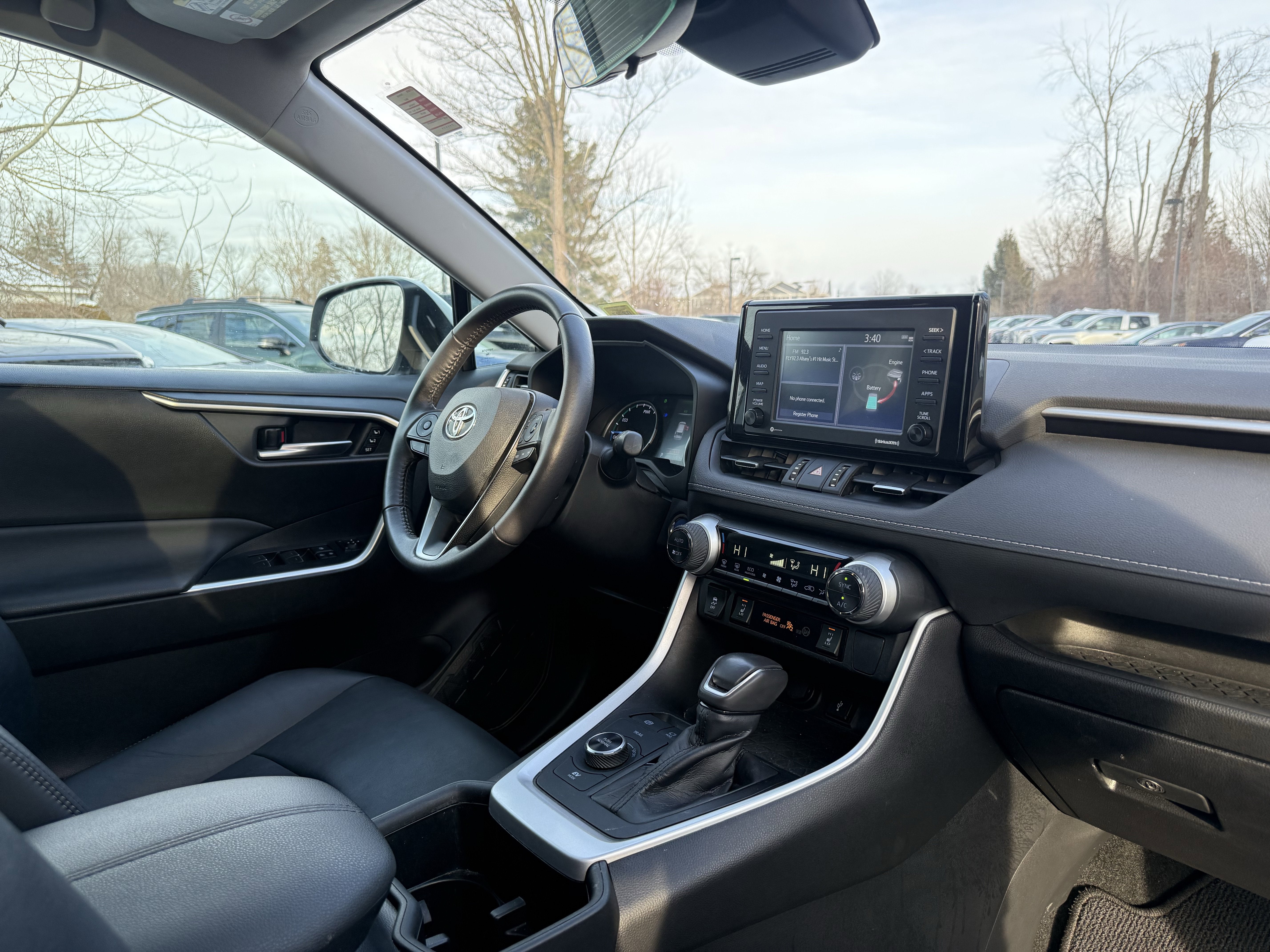 2022 Toyota RAV4 Hybrid XLE Premium