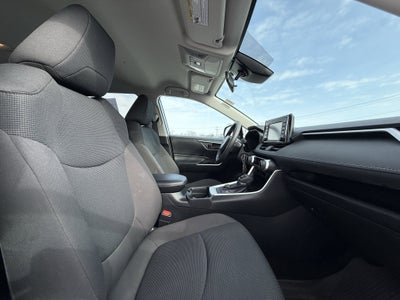 2021 Toyota RAV4 Hybrid LE