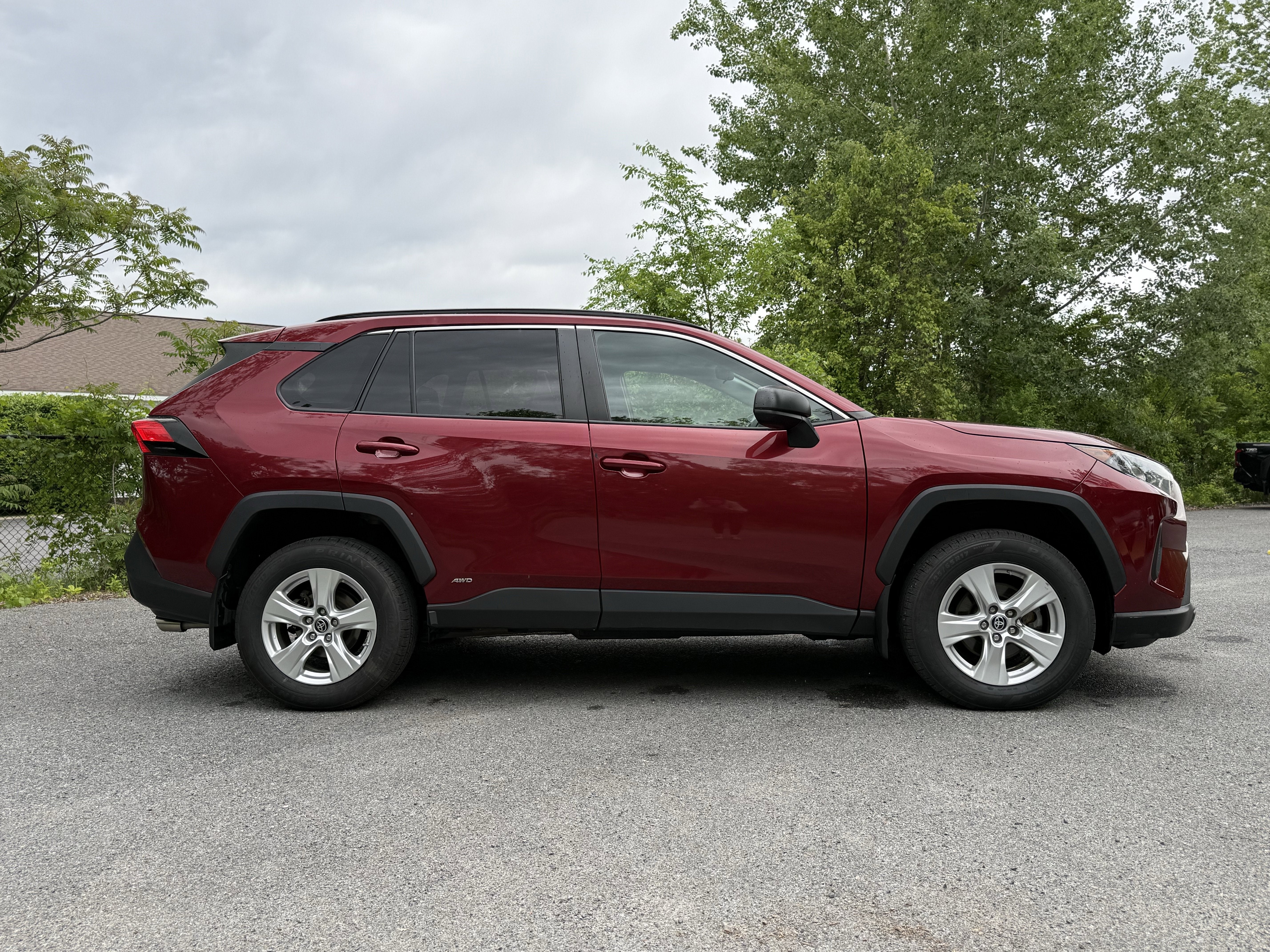 2021 Toyota RAV4 Hybrid LE