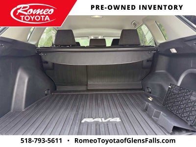 2022 Toyota RAV4 Hybrid LE