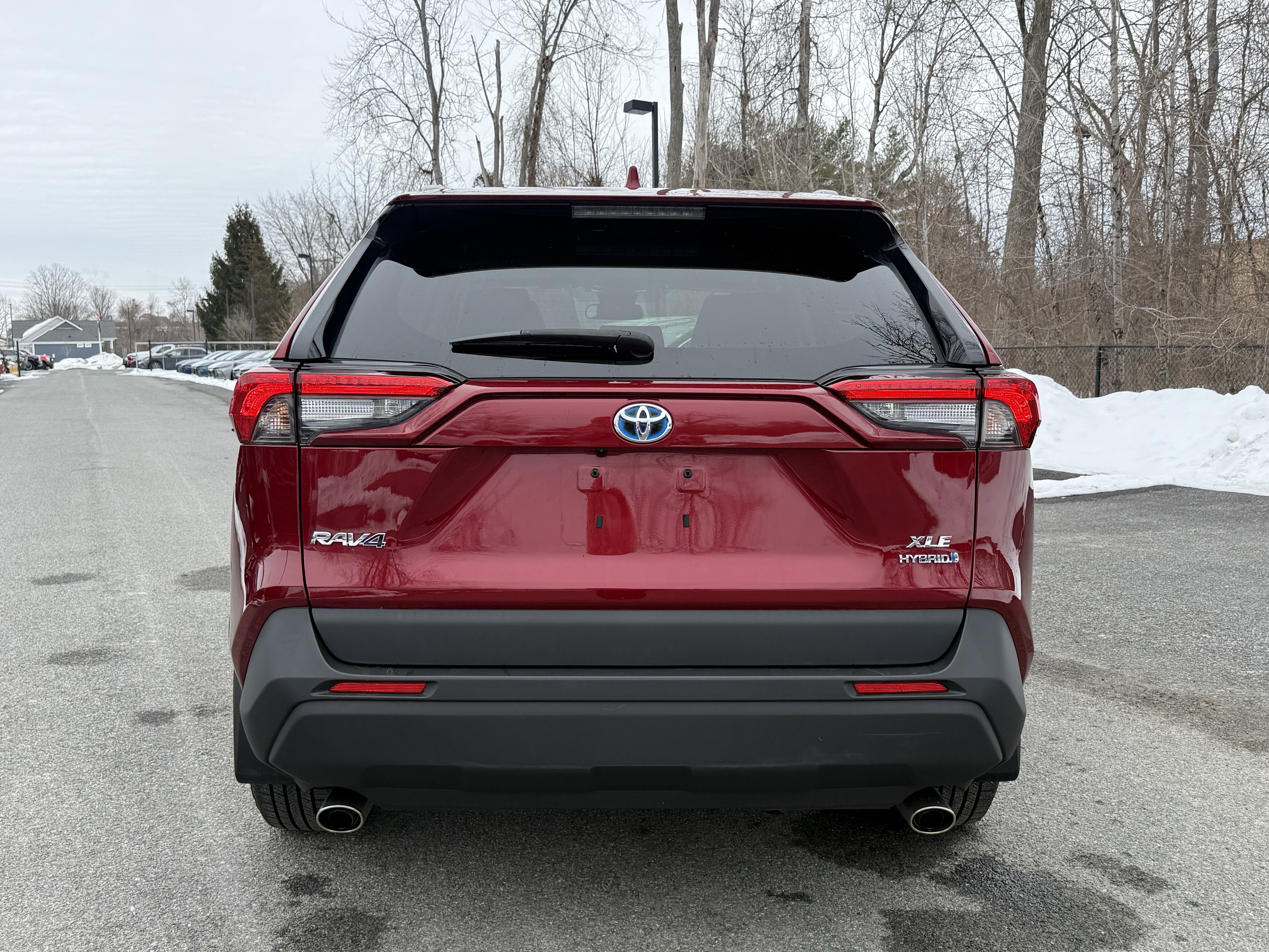 2021 Toyota RAV4 Hybrid XLE