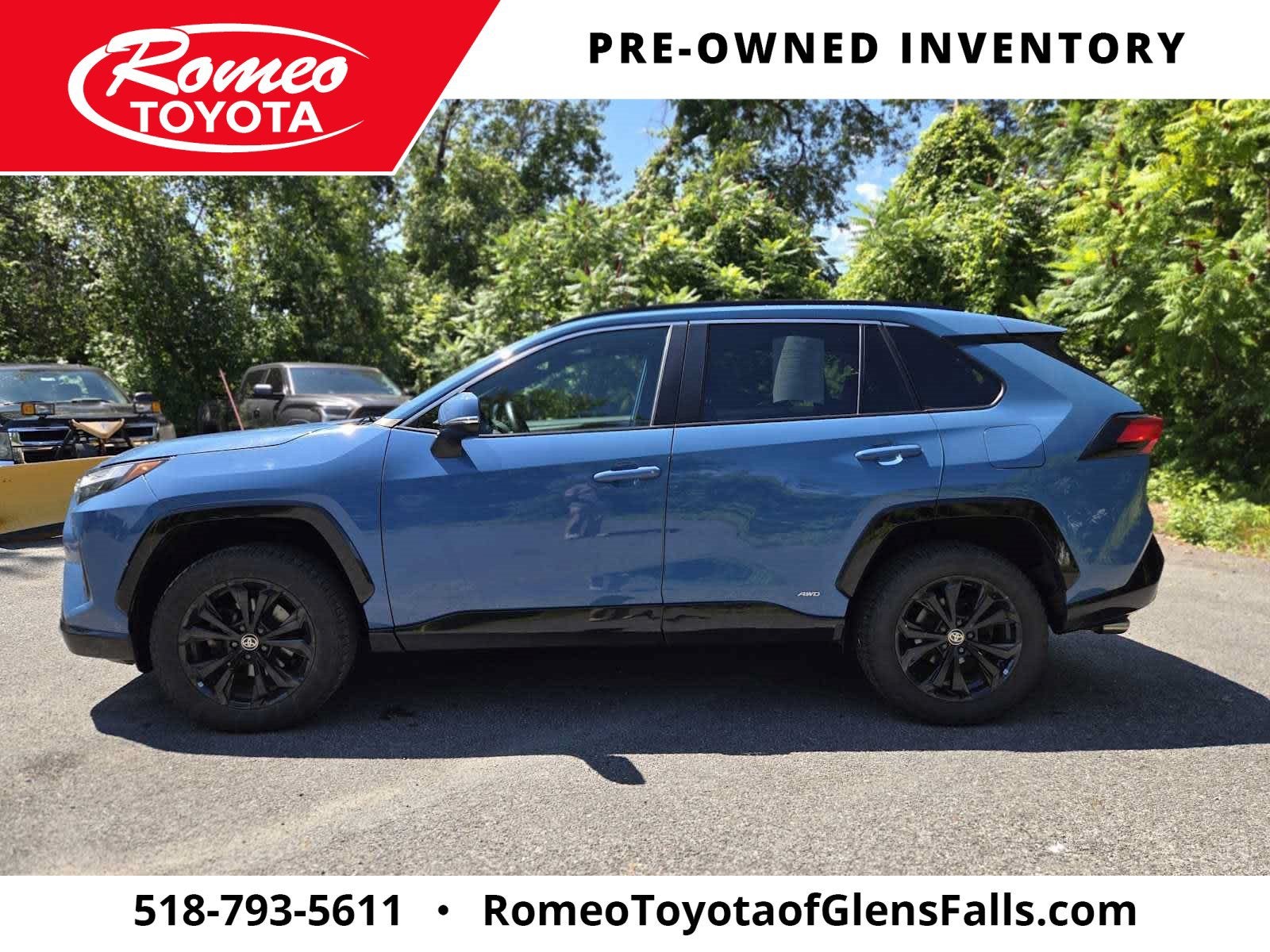 2022 Toyota RAV4 Hybrid SE