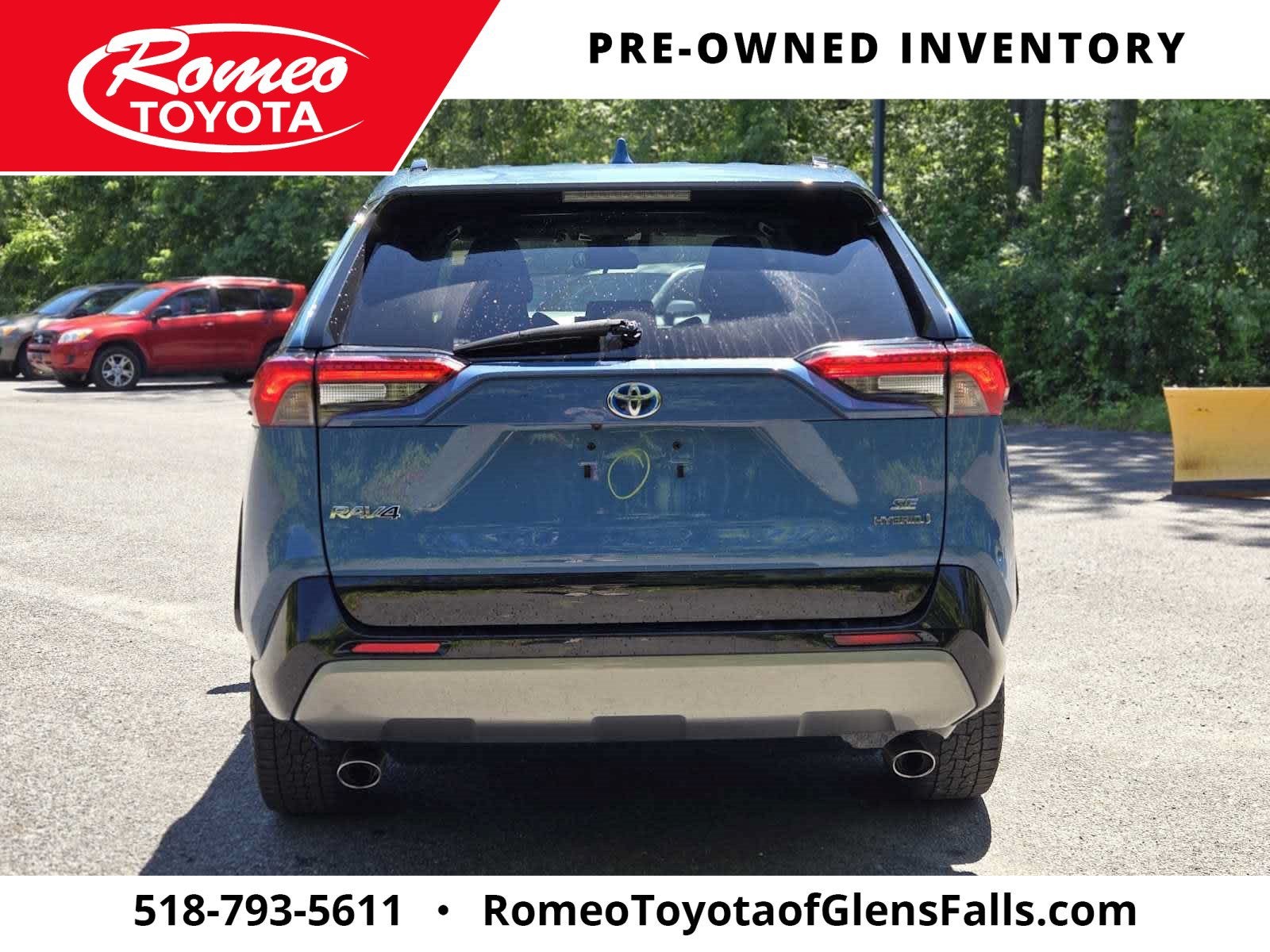 2022 Toyota RAV4 Hybrid SE