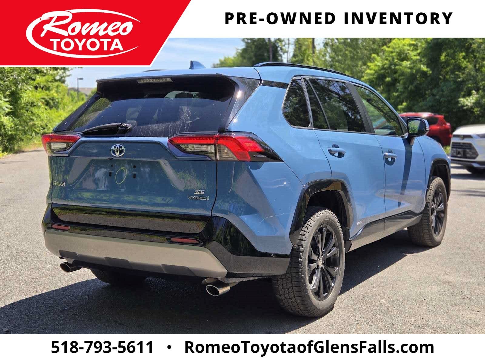 2022 Toyota RAV4 Hybrid SE