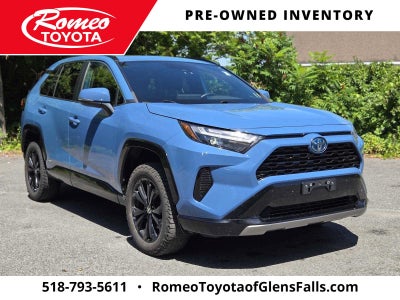 2022 Toyota RAV4 Hybrid SE