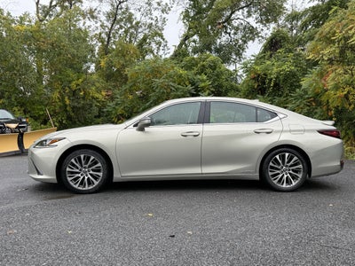 2019 Lexus ES 300h