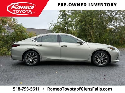 2019 Lexus ES 300h